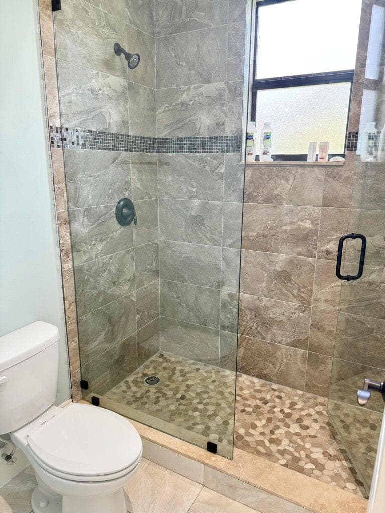 134 SE Fiore Bello, Port St. Lucie, FL 34984 30