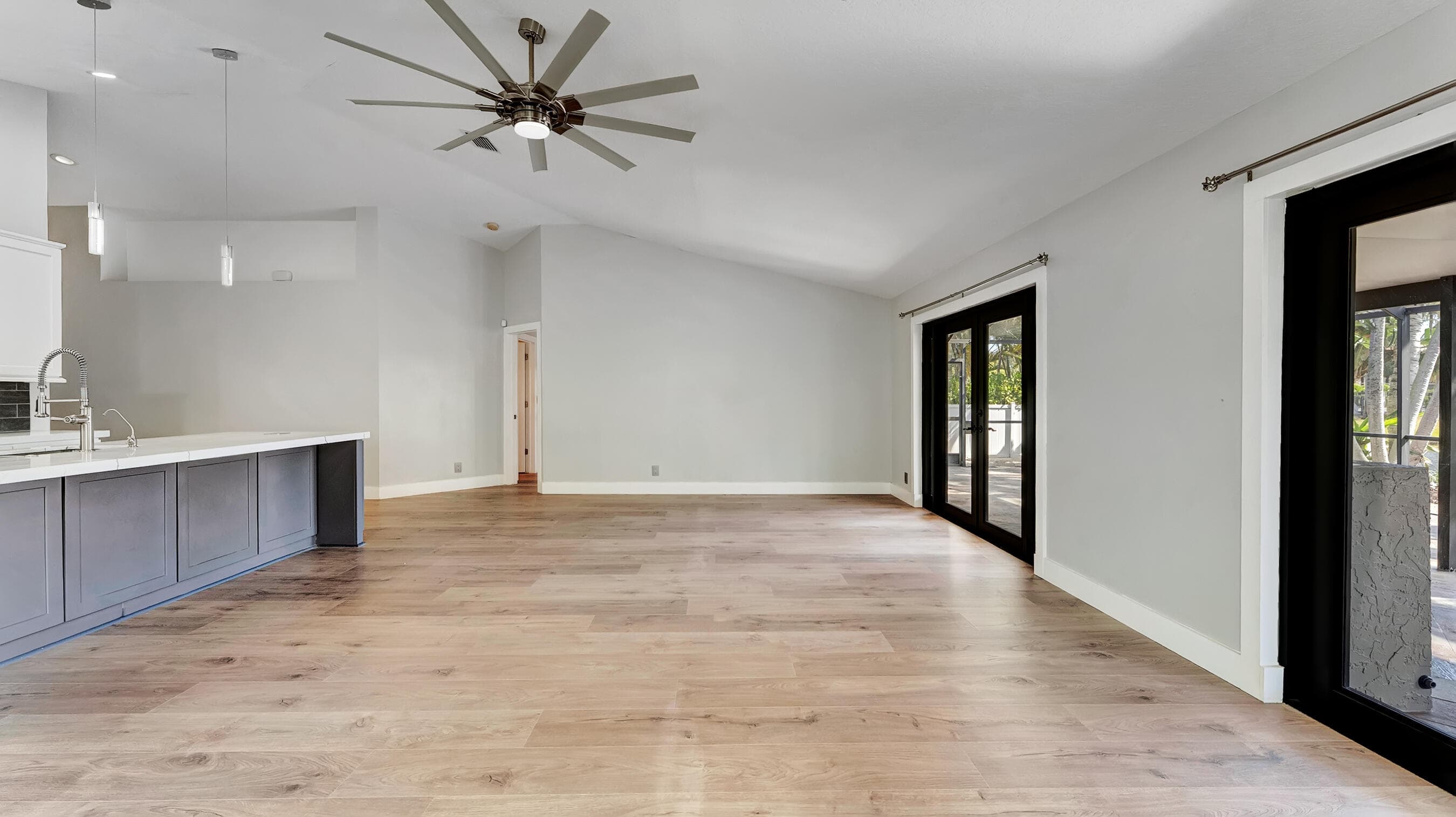 535 Enfield Court, Delray Beach, FL 33444 12