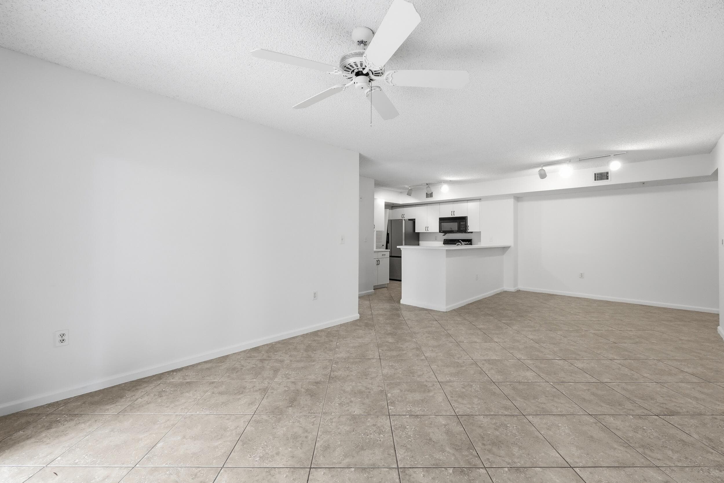 278 Village Boulevard 8106, Tequesta, FL 33469 5