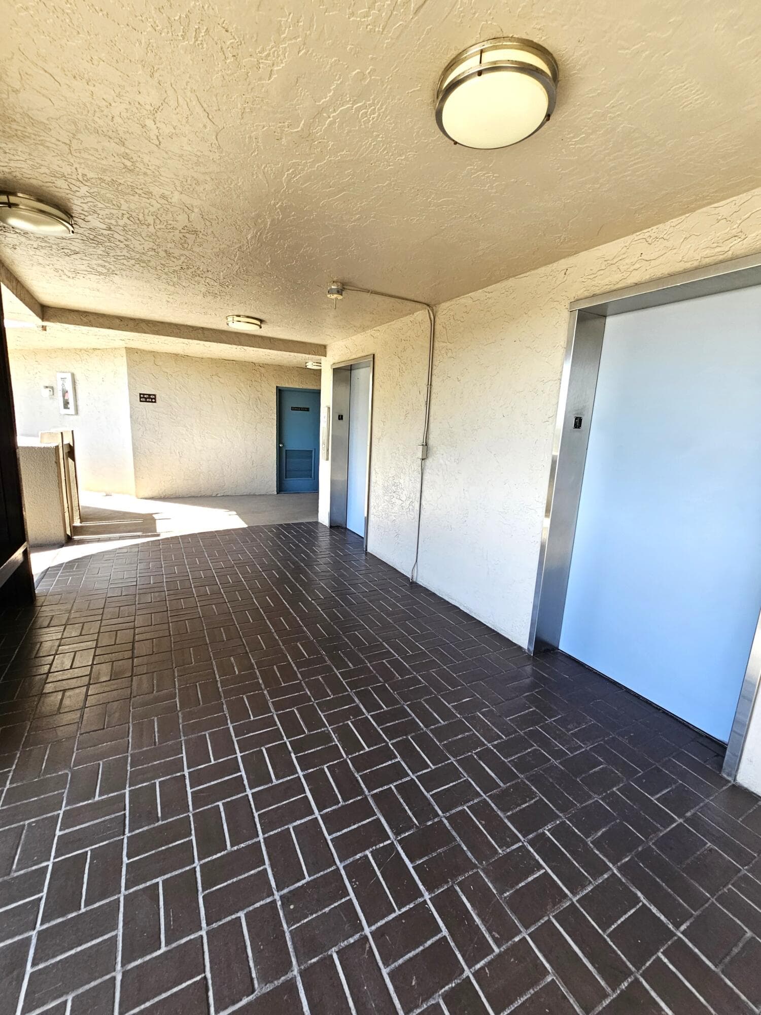 1001 Colony Point Circle 417, Pembroke Pines, FL 33026 32