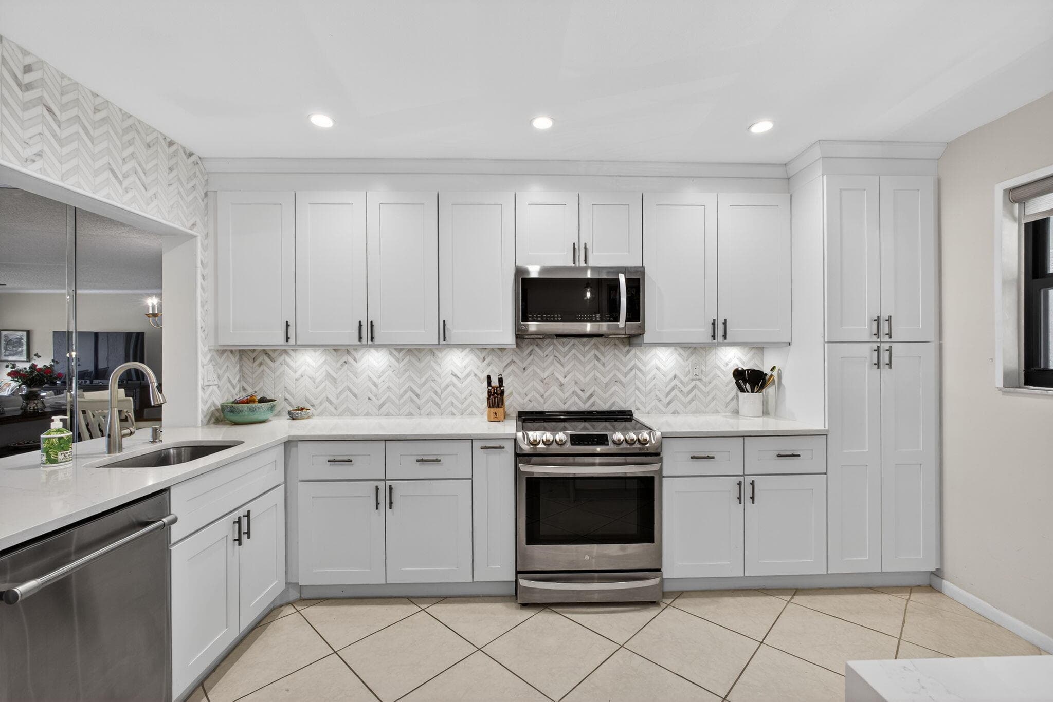 12871 Briarlake Drive 203, Palm Beach Gardens, FL 33418 4