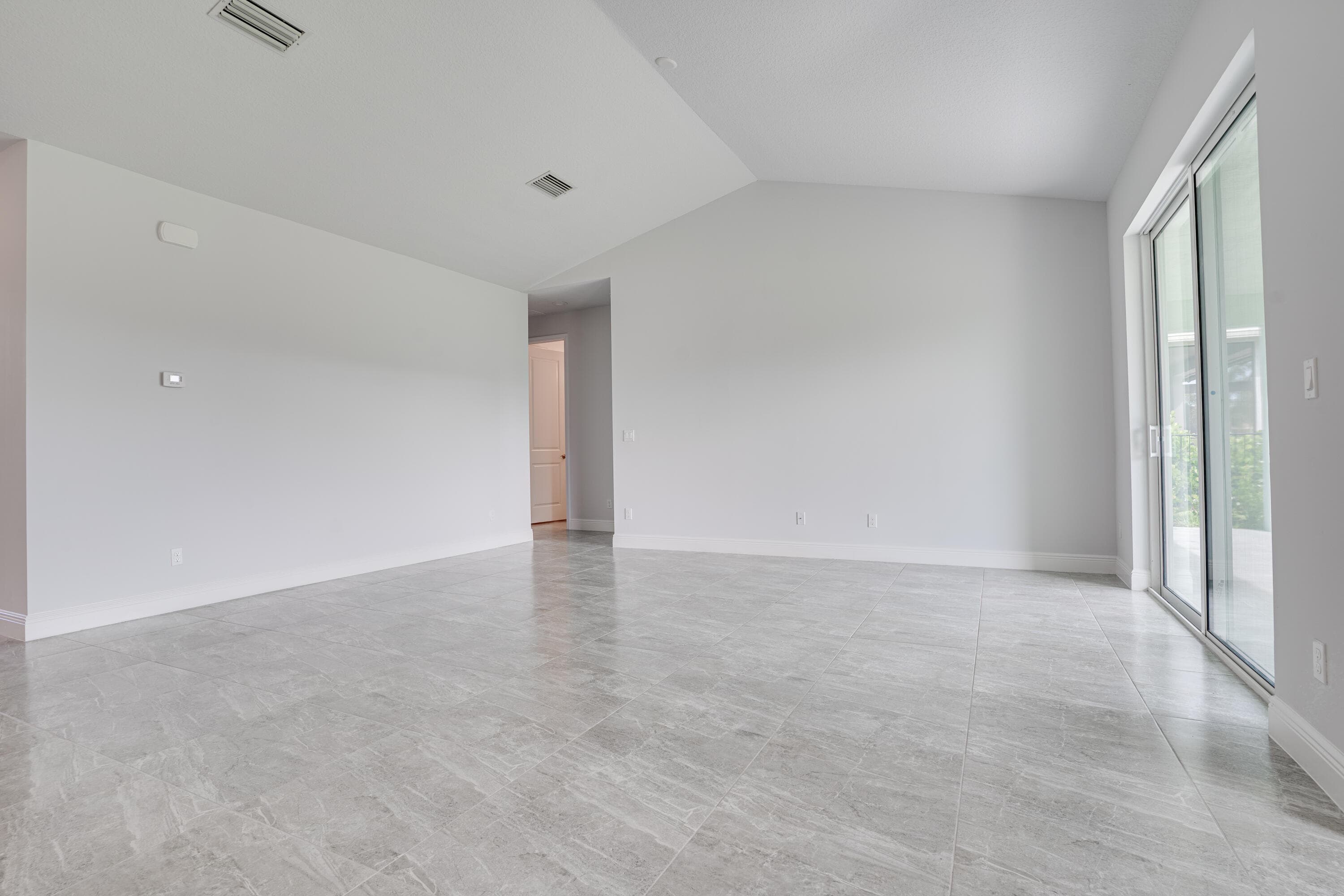 388 SW Vista Lake Drive, Port St. Lucie, FL 34983 13