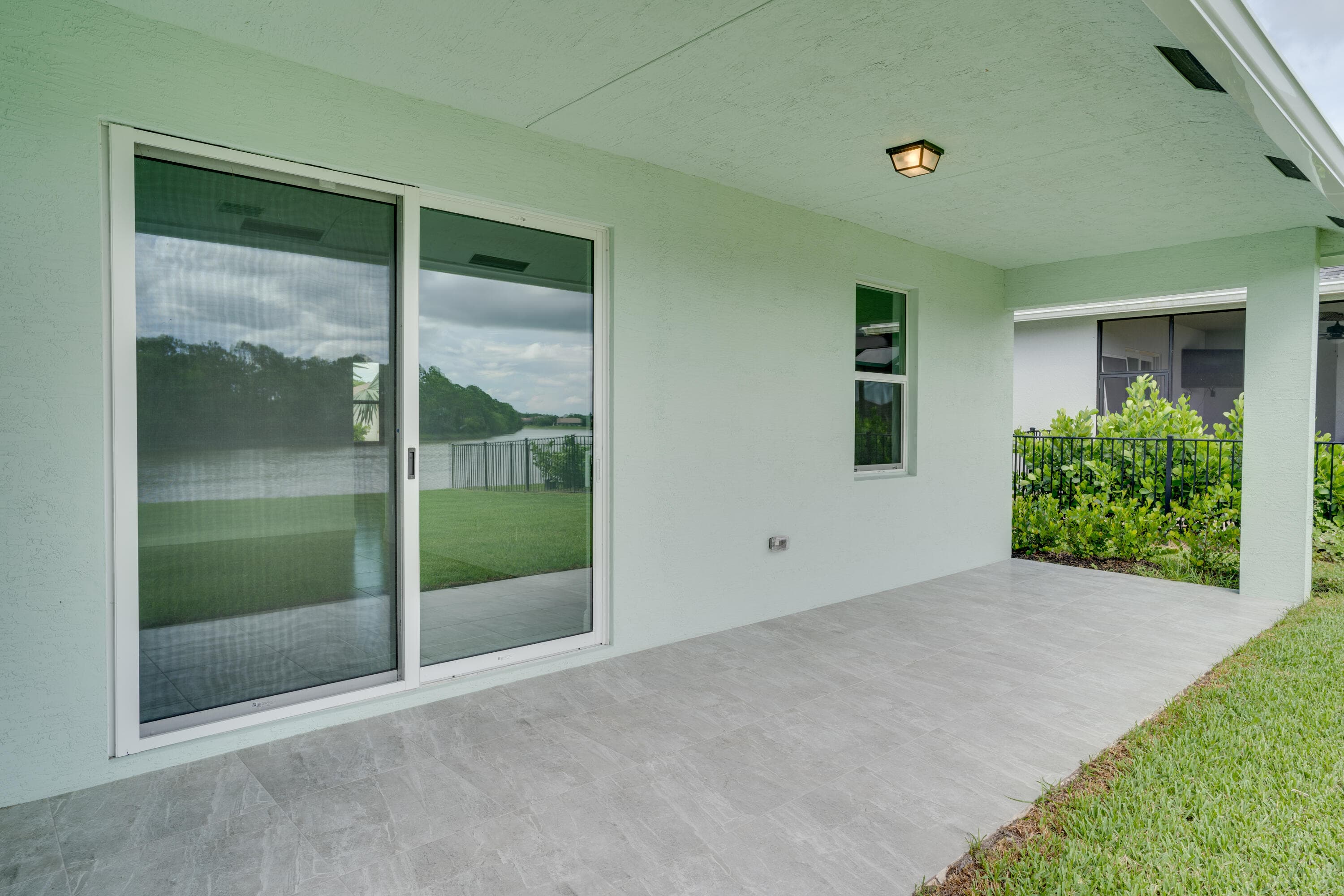 388 SW Vista Lake Drive, Port St. Lucie, FL 34983 28