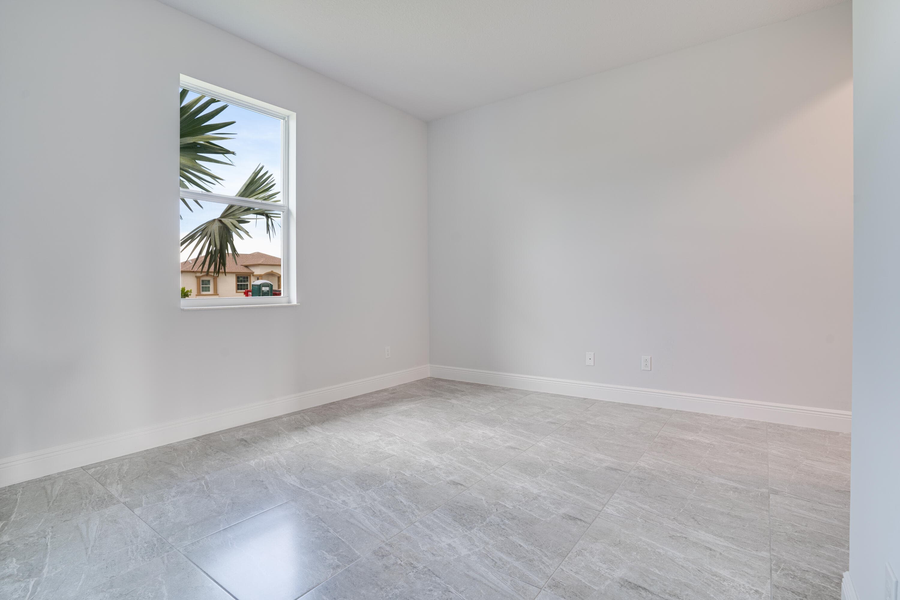 388 SW Vista Lake Drive, Port St. Lucie, FL 34983 32
