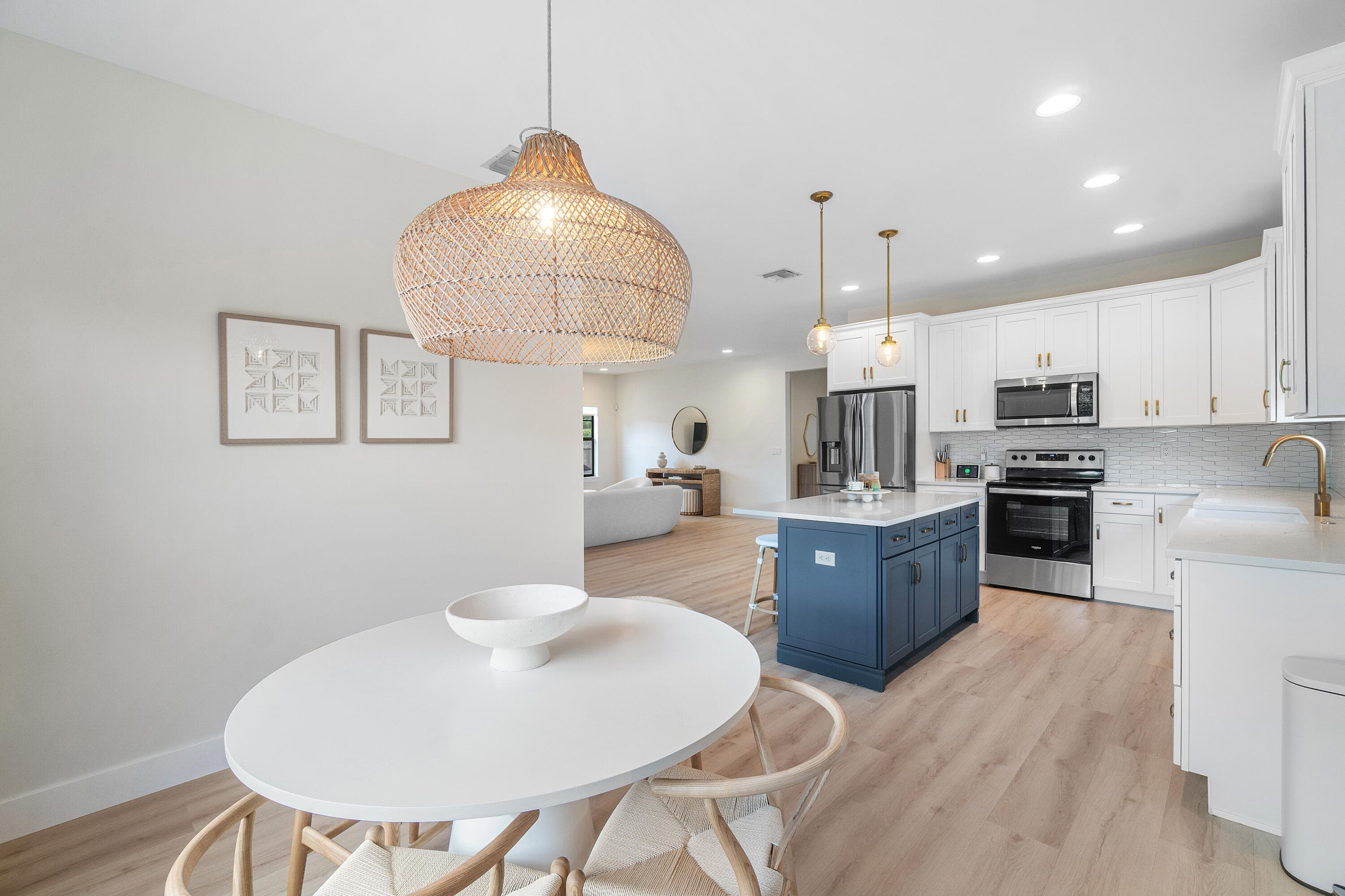 7606 S Olive Avenue, West Palm Beach, FL 33405 14