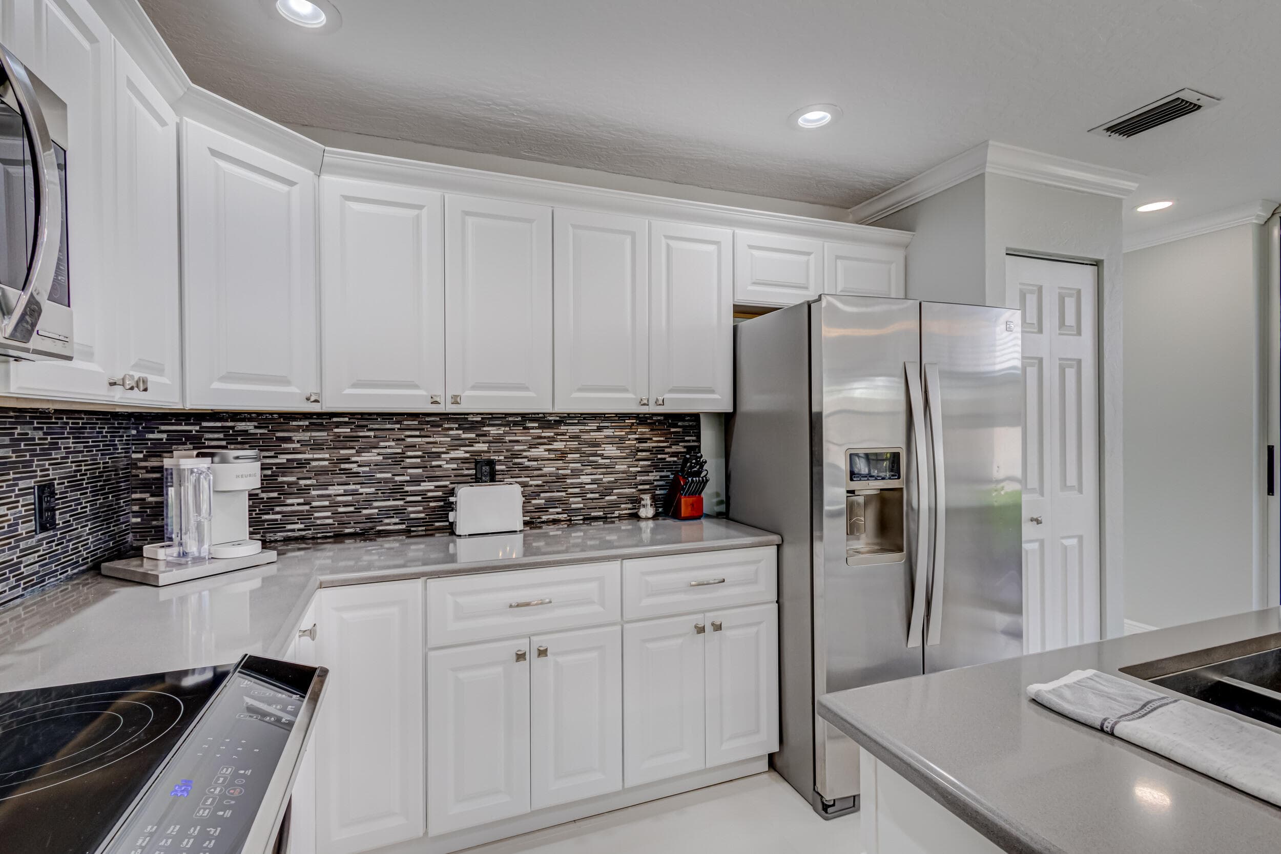 17 Selby Lane, Palm Beach Gardens, FL 33418 23