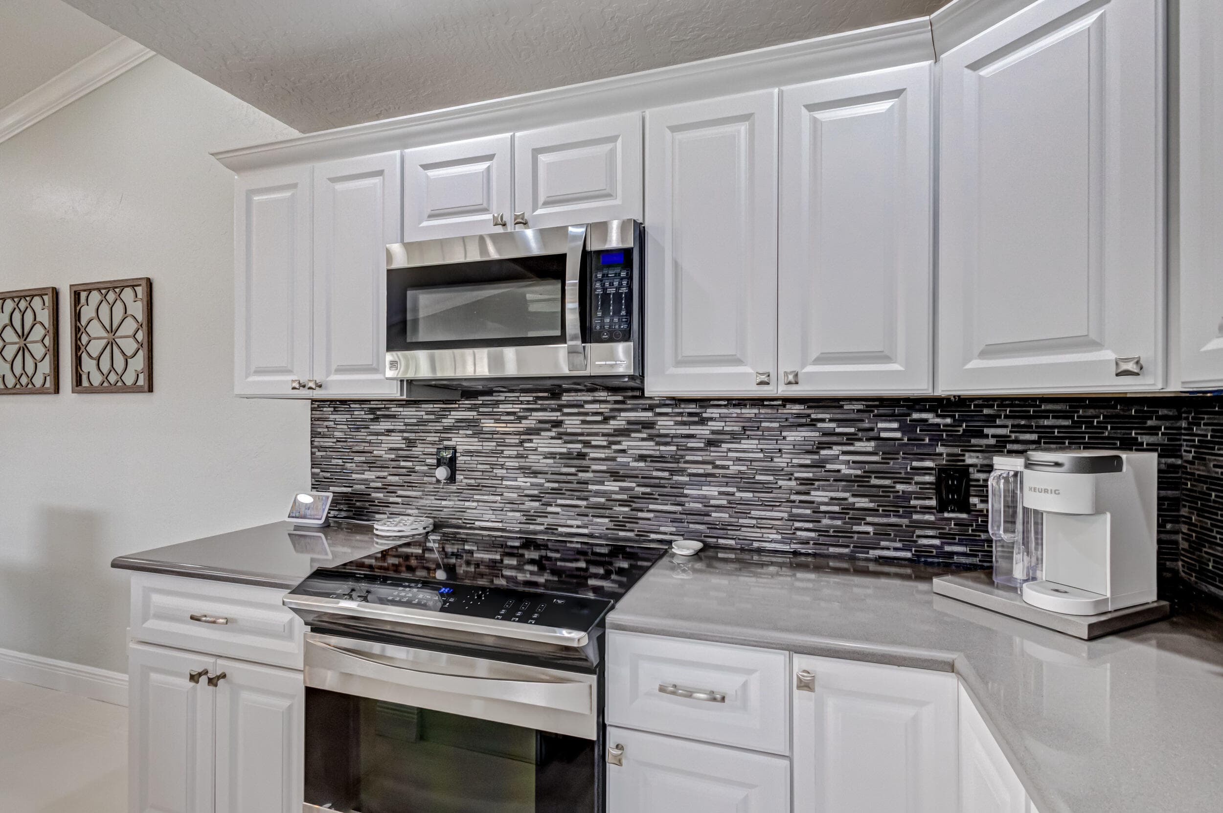17 Selby Lane, Palm Beach Gardens, FL 33418 25