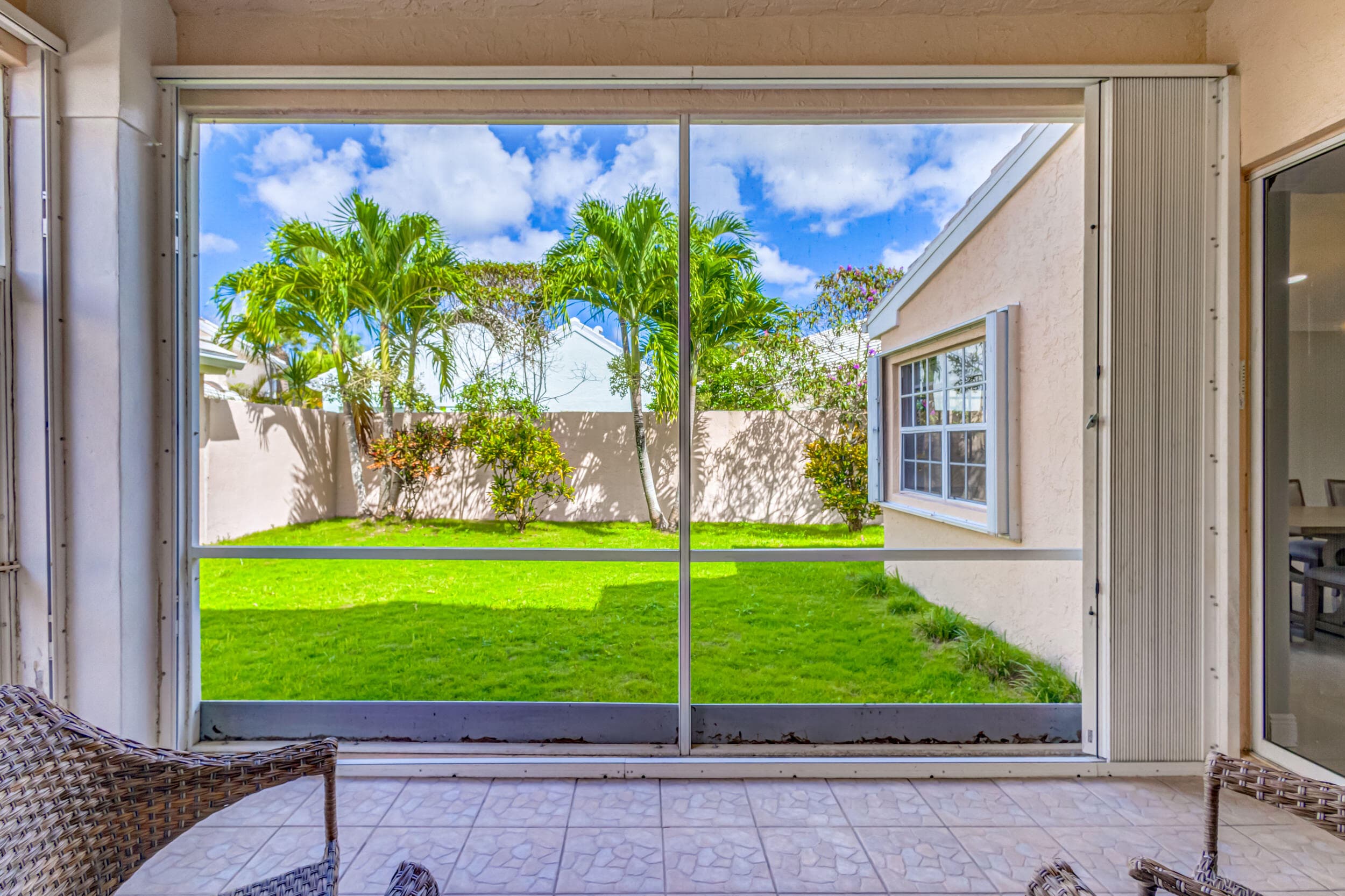 17 Selby Lane, Palm Beach Gardens, FL 33418 55