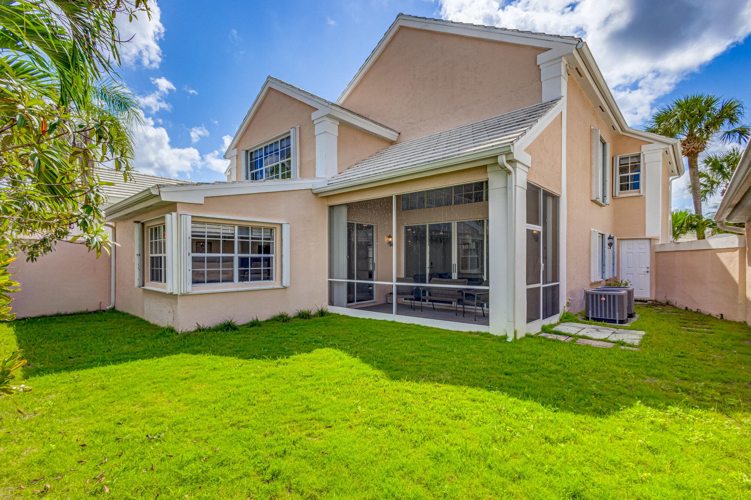 17 Selby Lane, Palm Beach Gardens, FL 33418 60