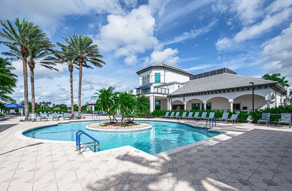8482 Logia Circle, Boynton Beach, FL 33472 90