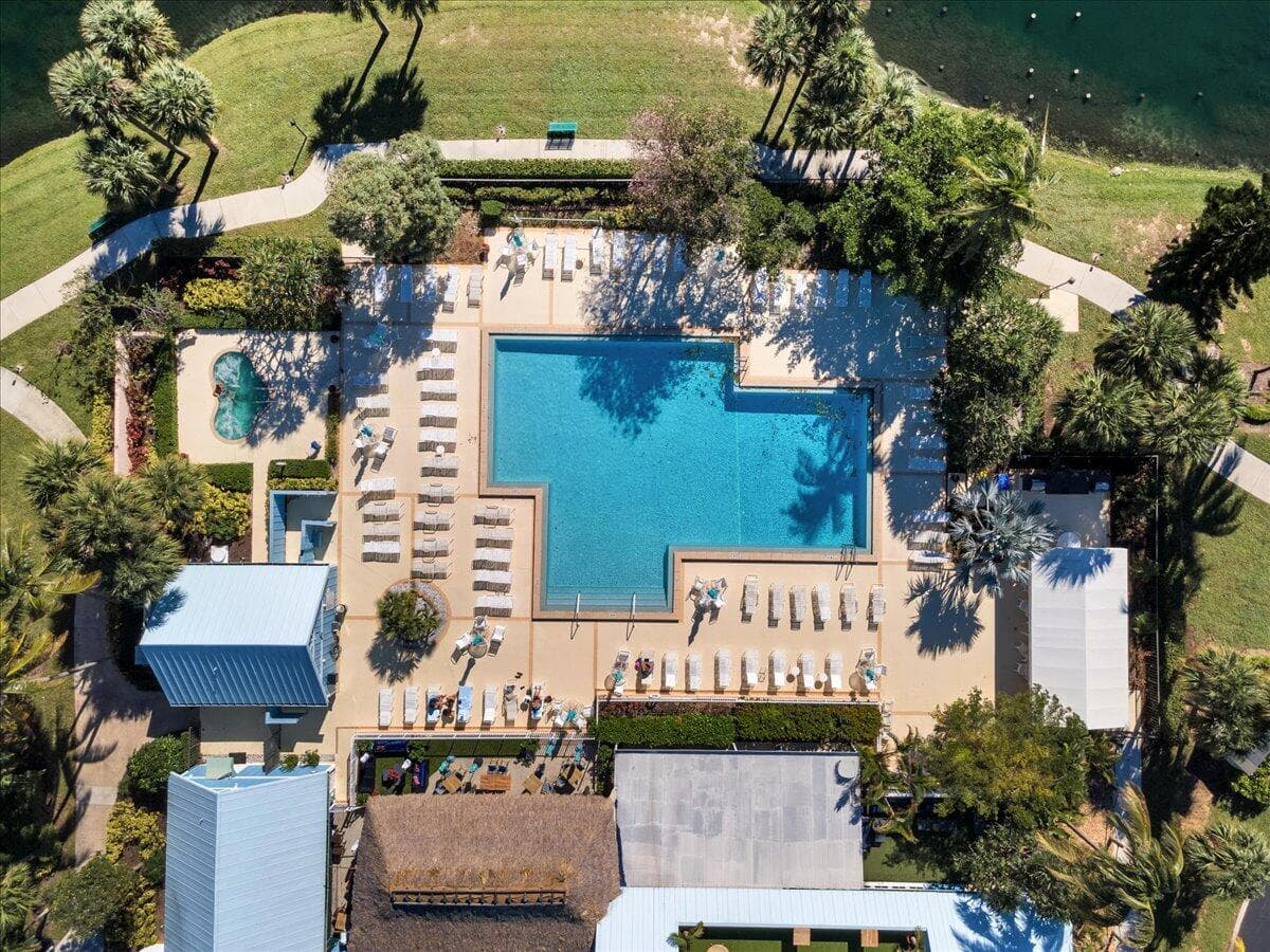 275 Palm Avenue B304, Jupiter, FL 33477 23