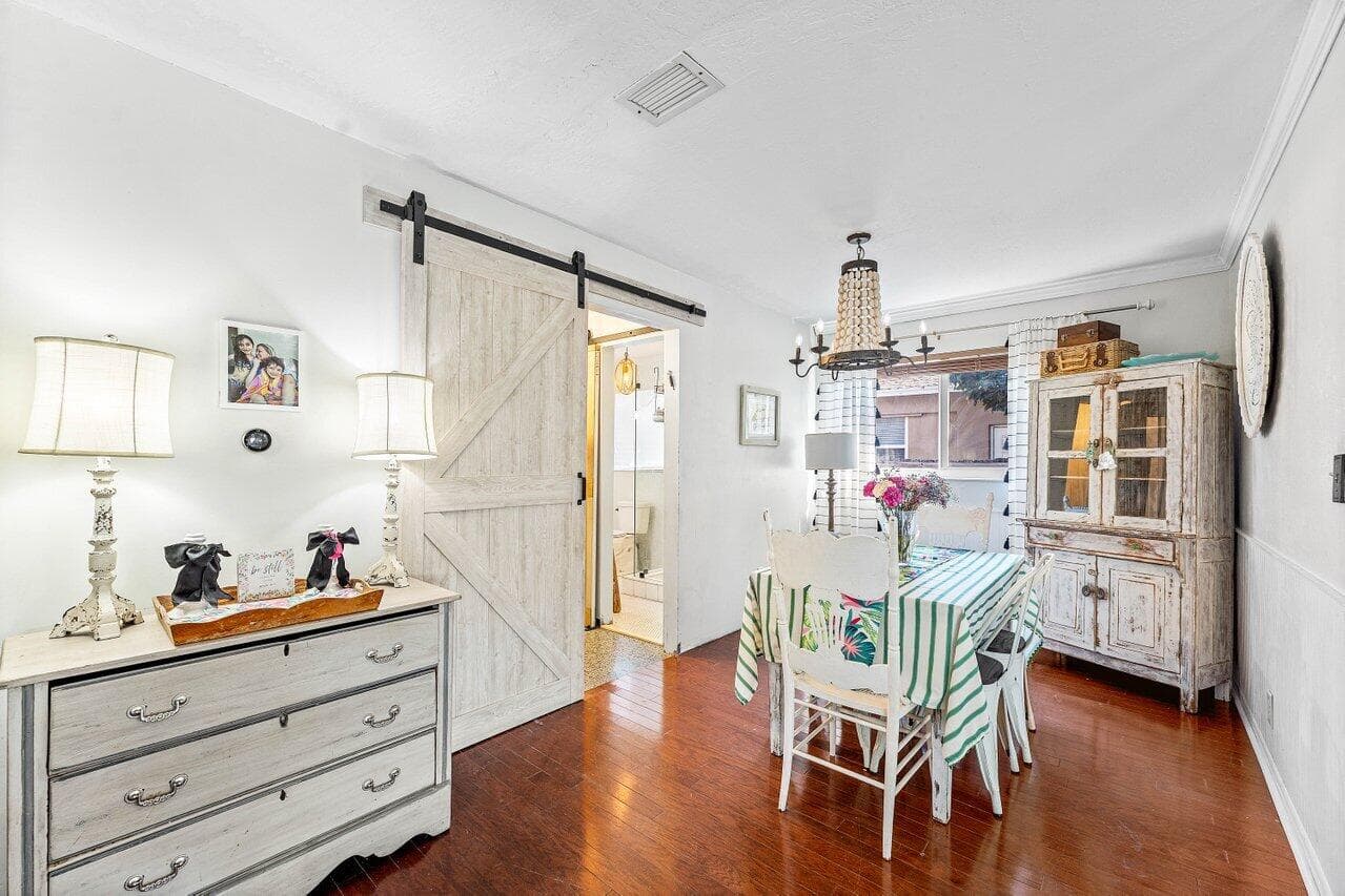 102 NE 22nd Street, Delray Beach, FL 33444 9