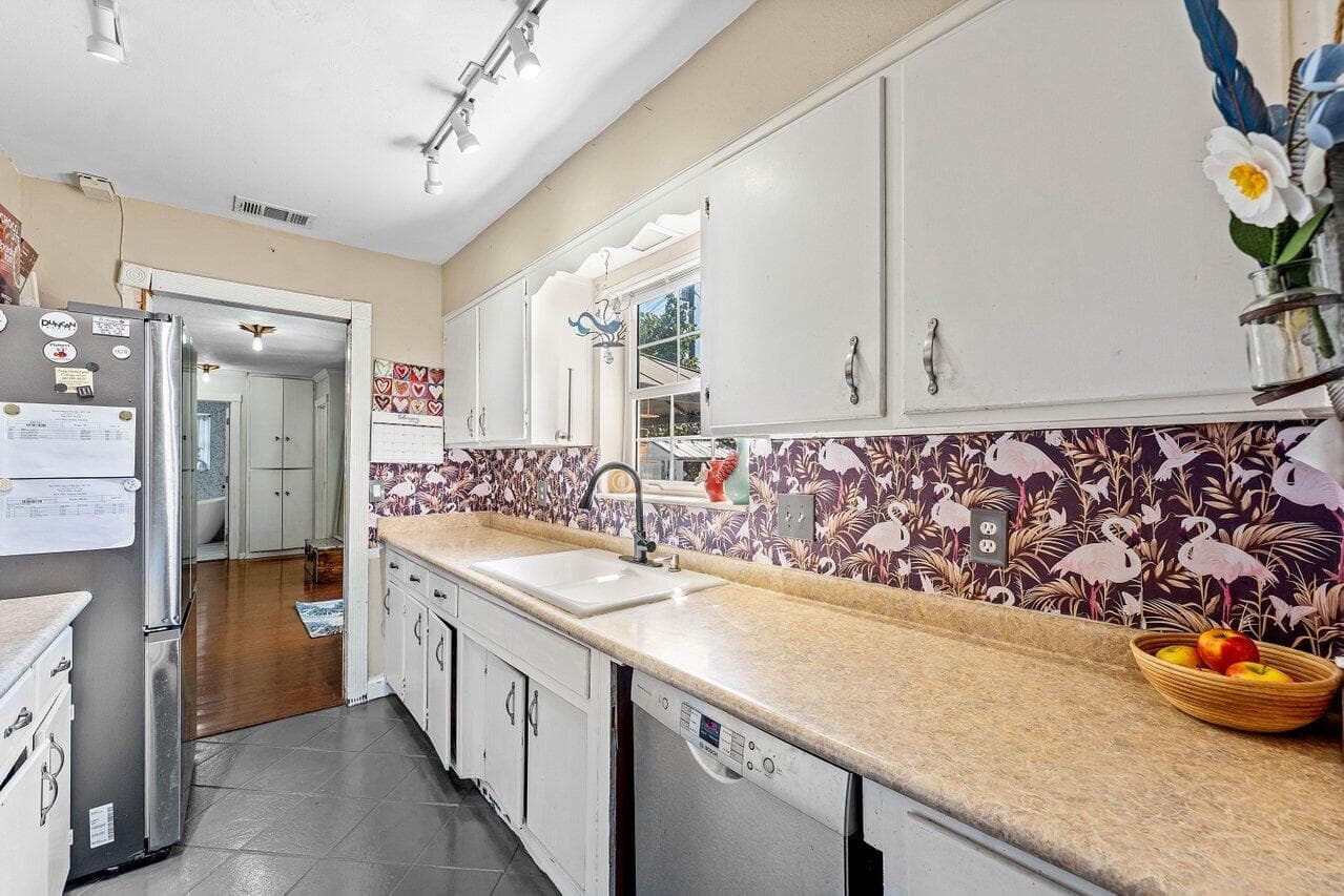 102 NE 22nd Street, Delray Beach, FL 33444 15