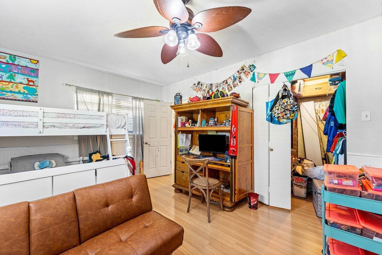 102 NE 22nd Street, Delray Beach, FL 33444 25