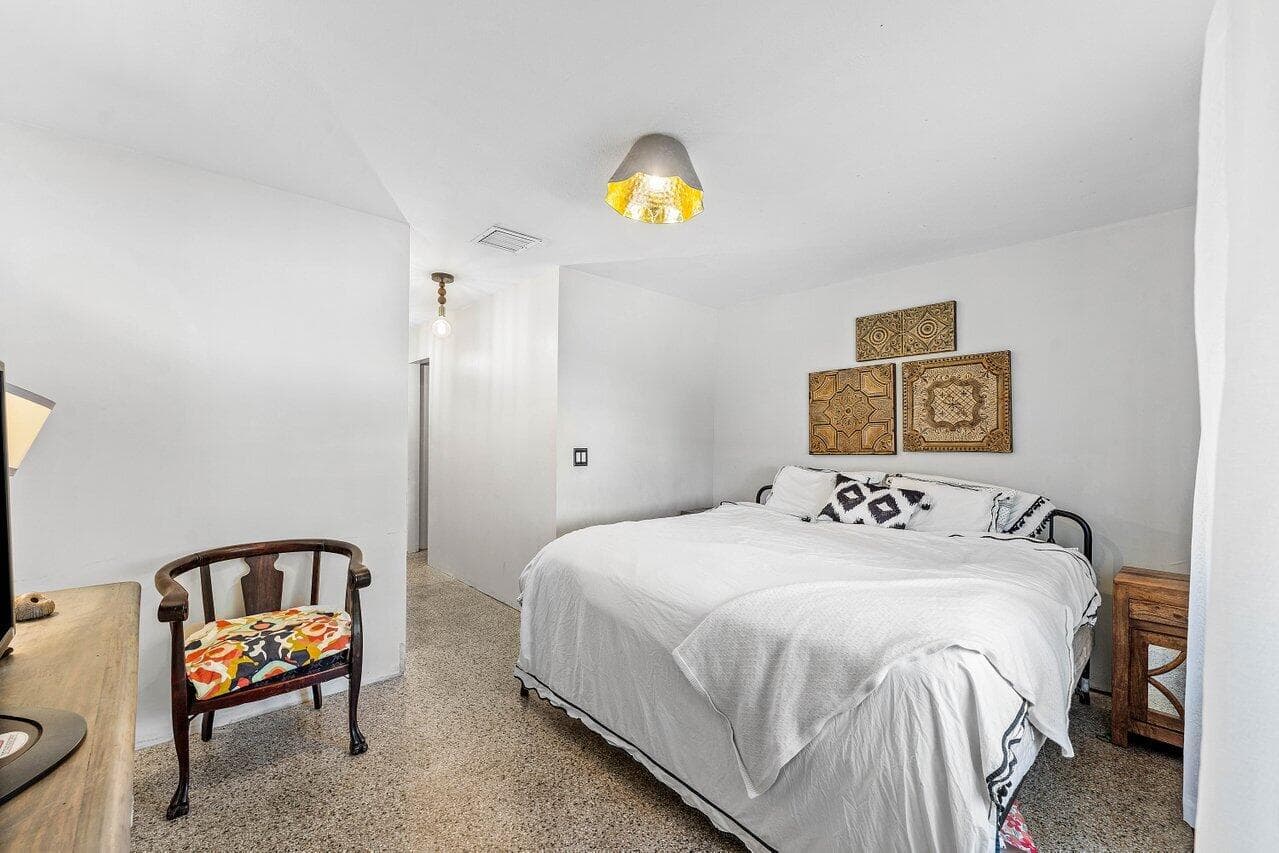 102 NE 22nd Street, Delray Beach, FL 33444 18