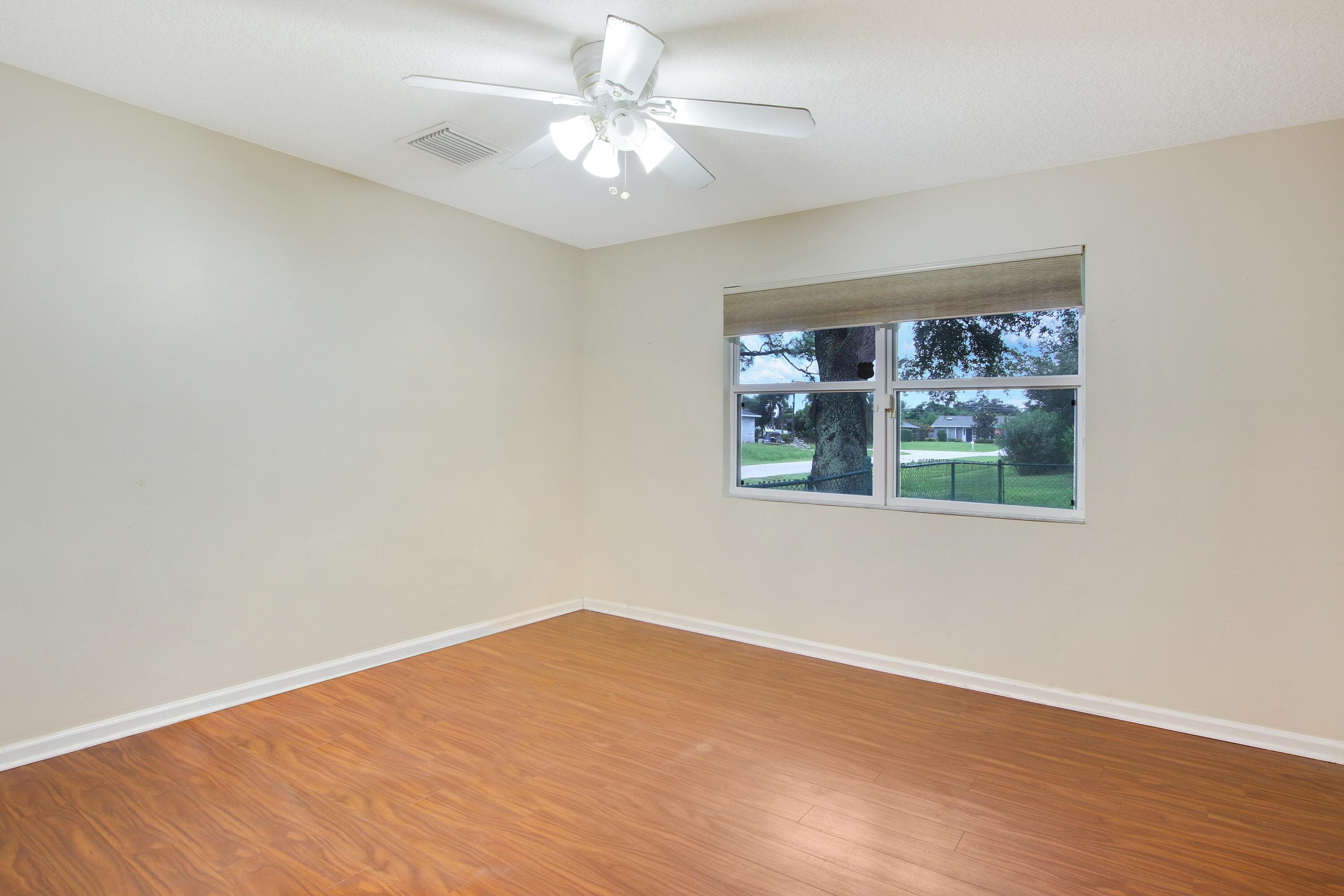 1198 SE Petunia Avenue, Port St. Lucie, FL 34952 4