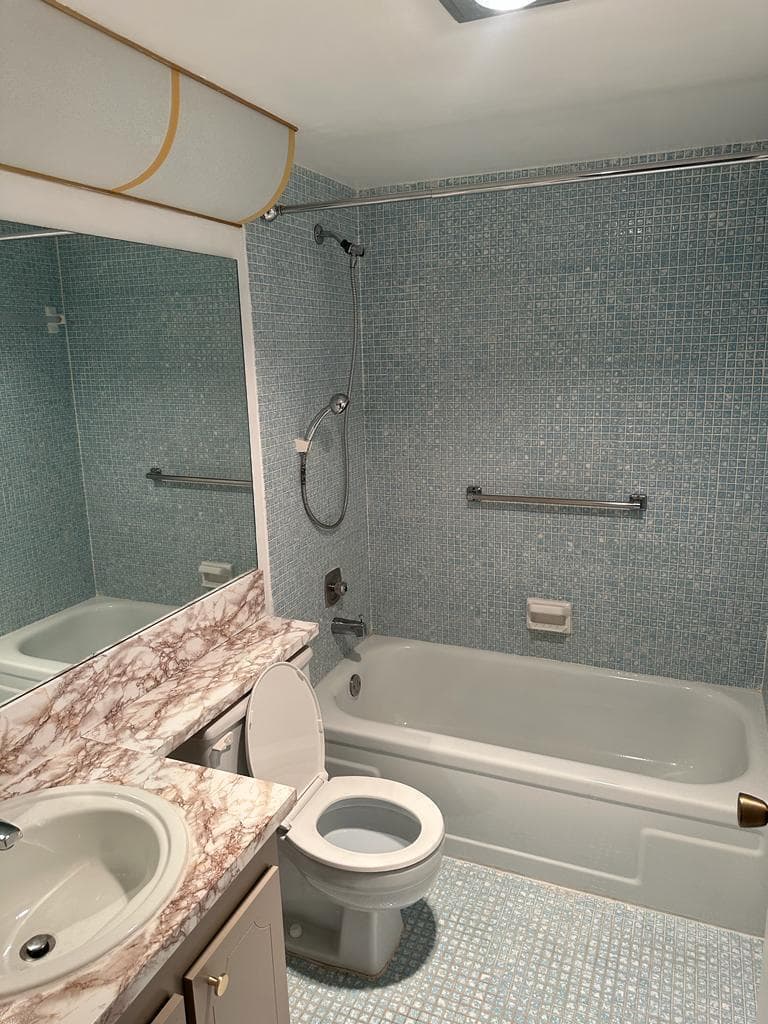 251 Fanshaw F, Boca Raton, FL 33434 5