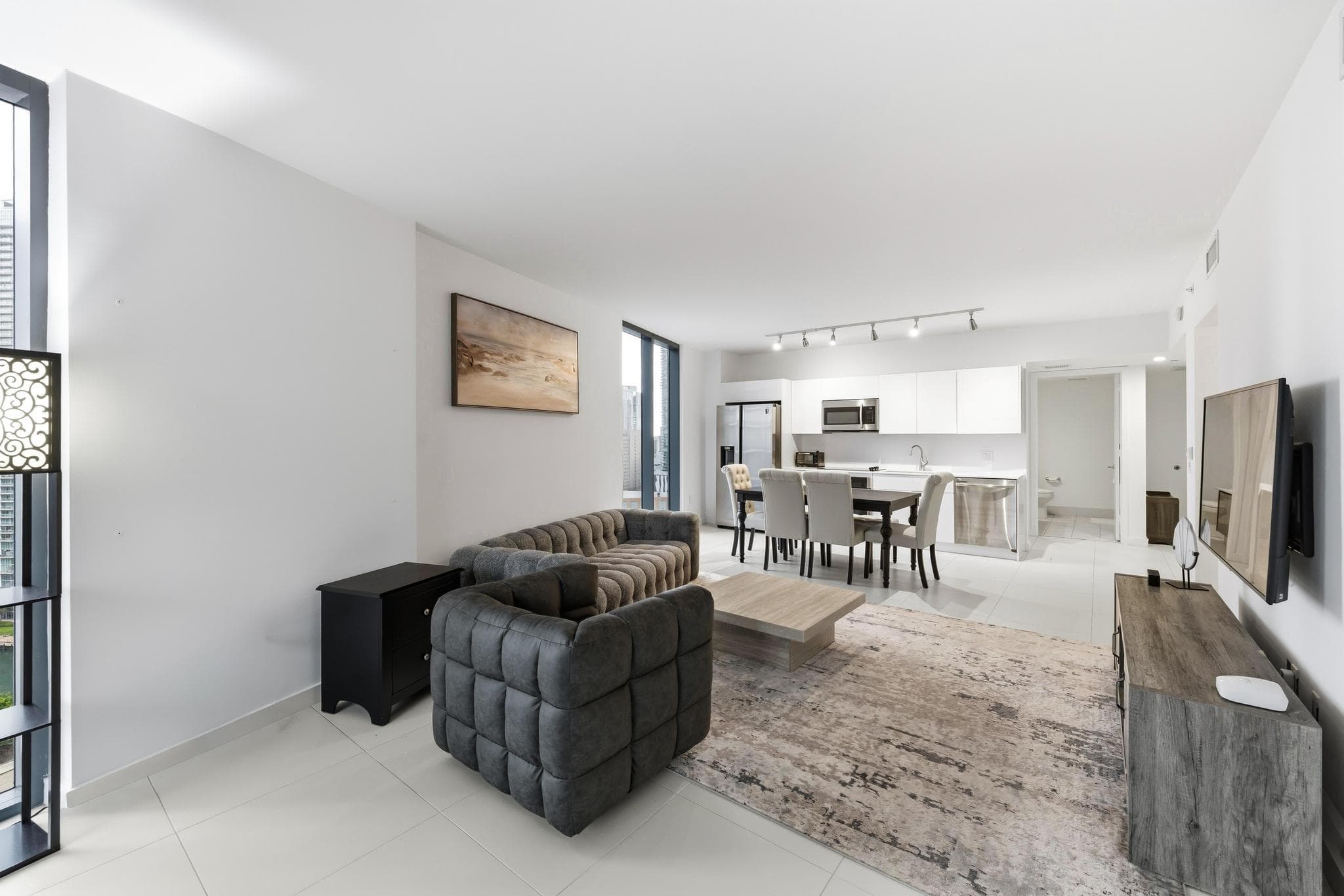 31 SE 6th Street 2601, Miami, FL 33131 8