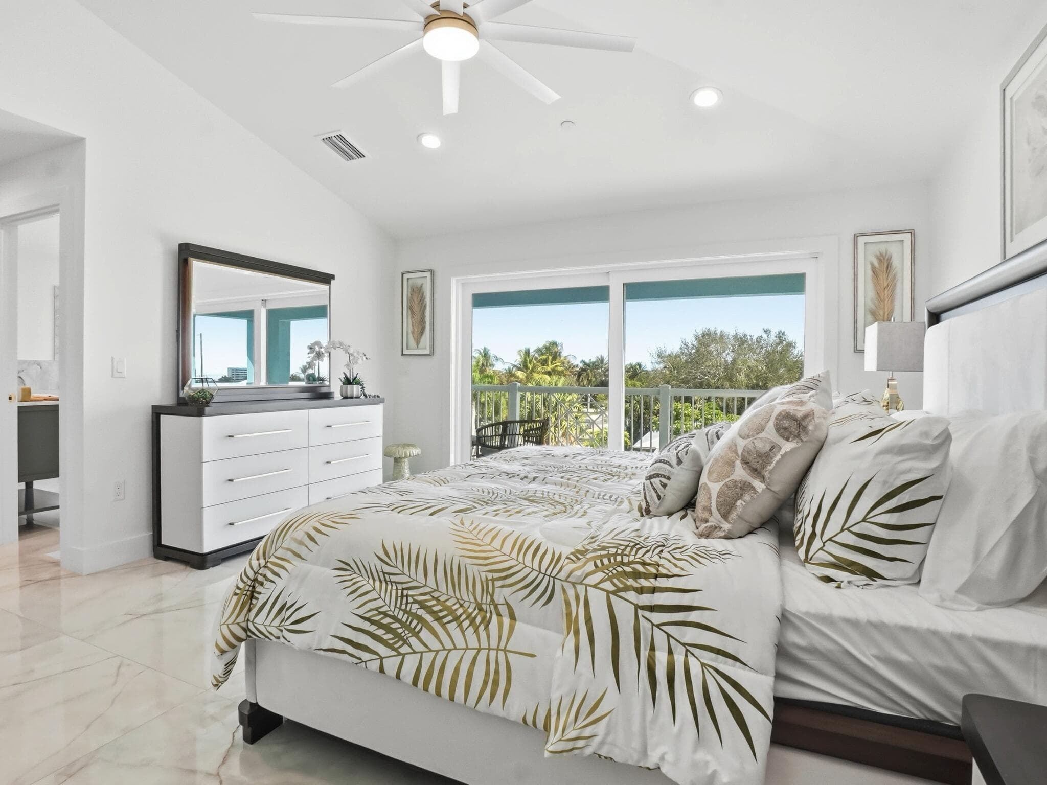 523 Coral Sands Way, Hutchinson Island, FL 34949 32