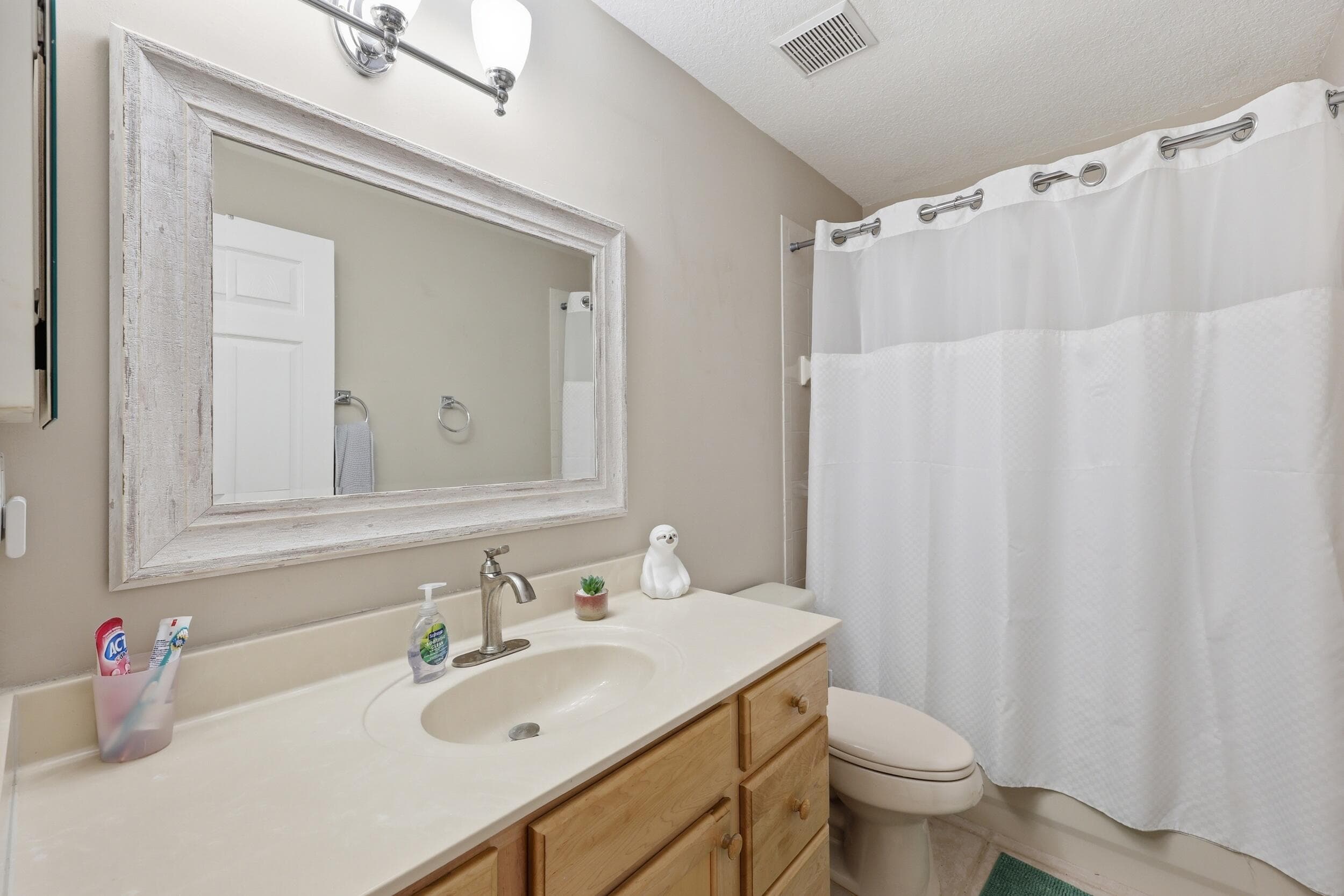 3710 Victoria Road, West Palm Beach, FL 33411 25