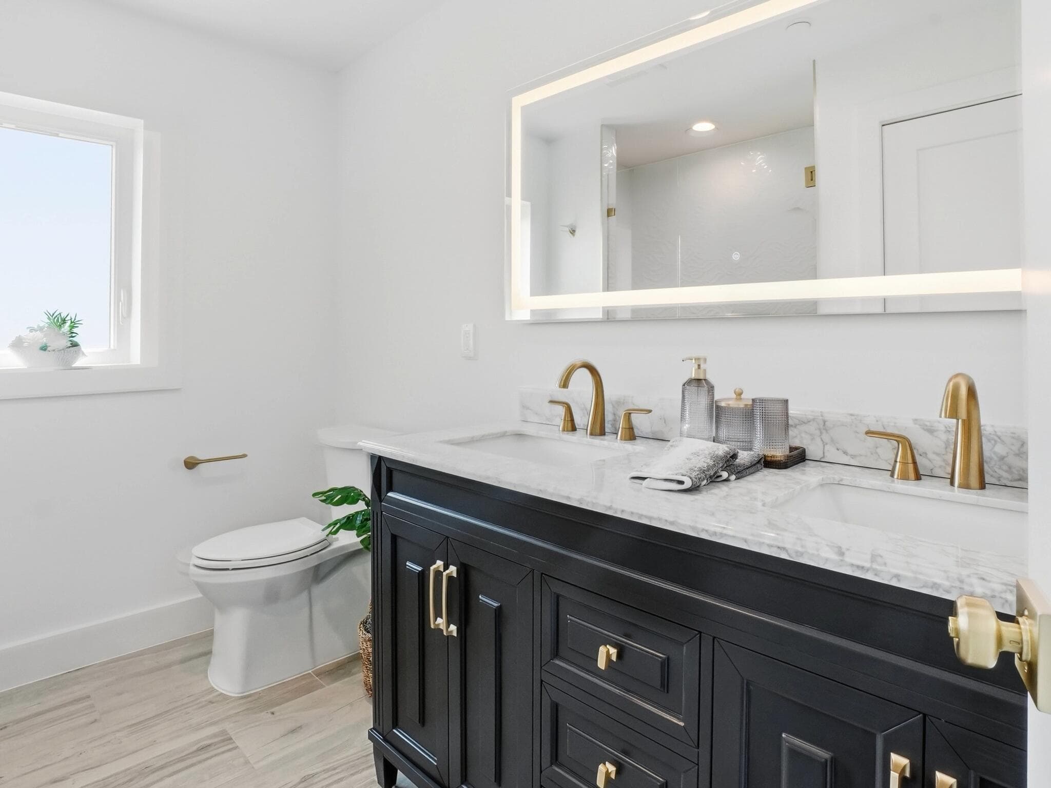 107 Desota Street, Hutchinson Island, FL 34949 17