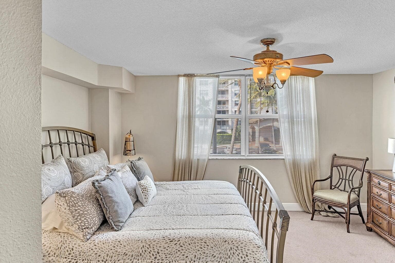 3606 S Ocean Boulevard 205, Highland Beach, FL 33487 24