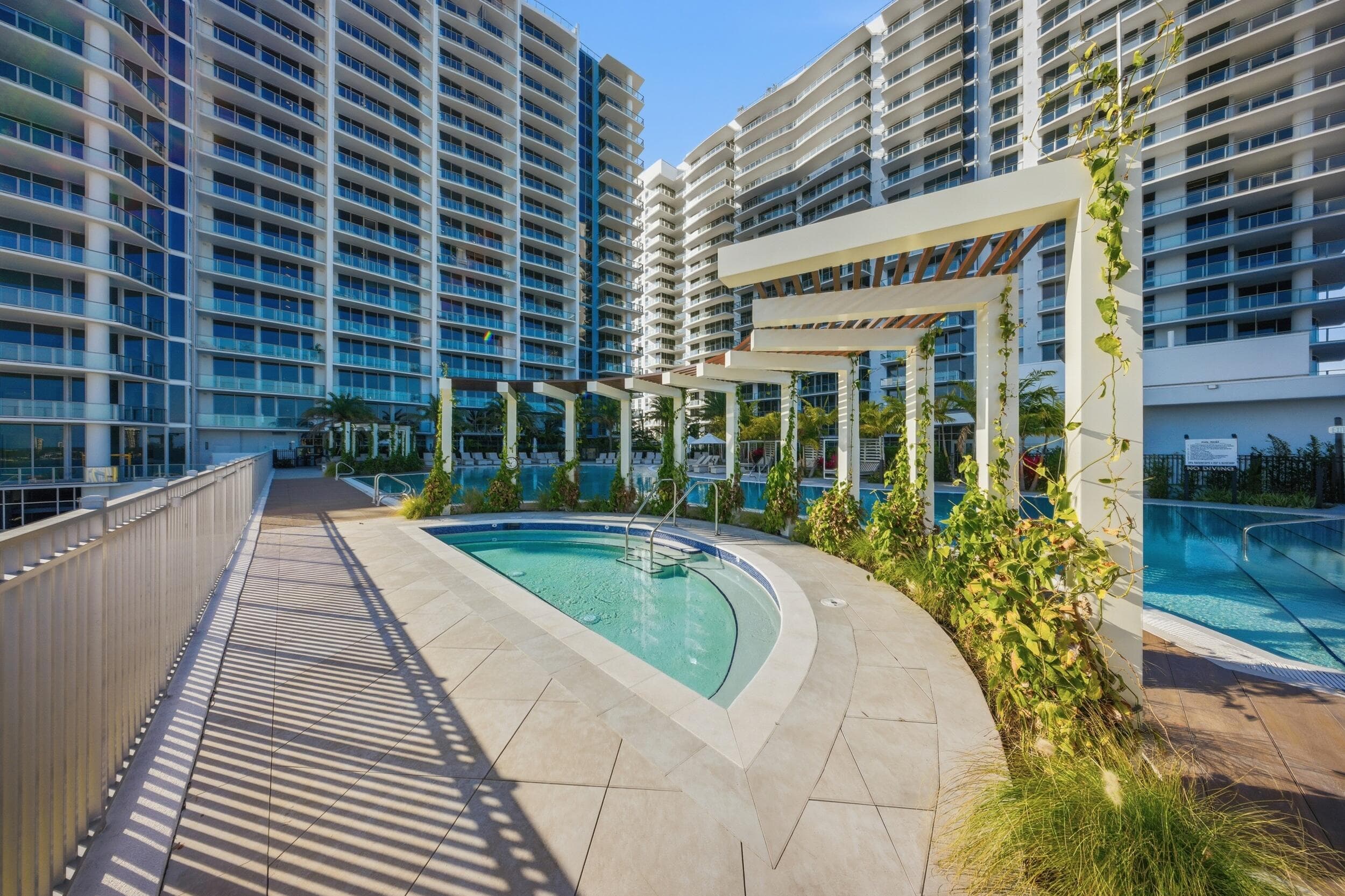 220 Lake Shore Drive 1410, Lake Park, FL 33403 45