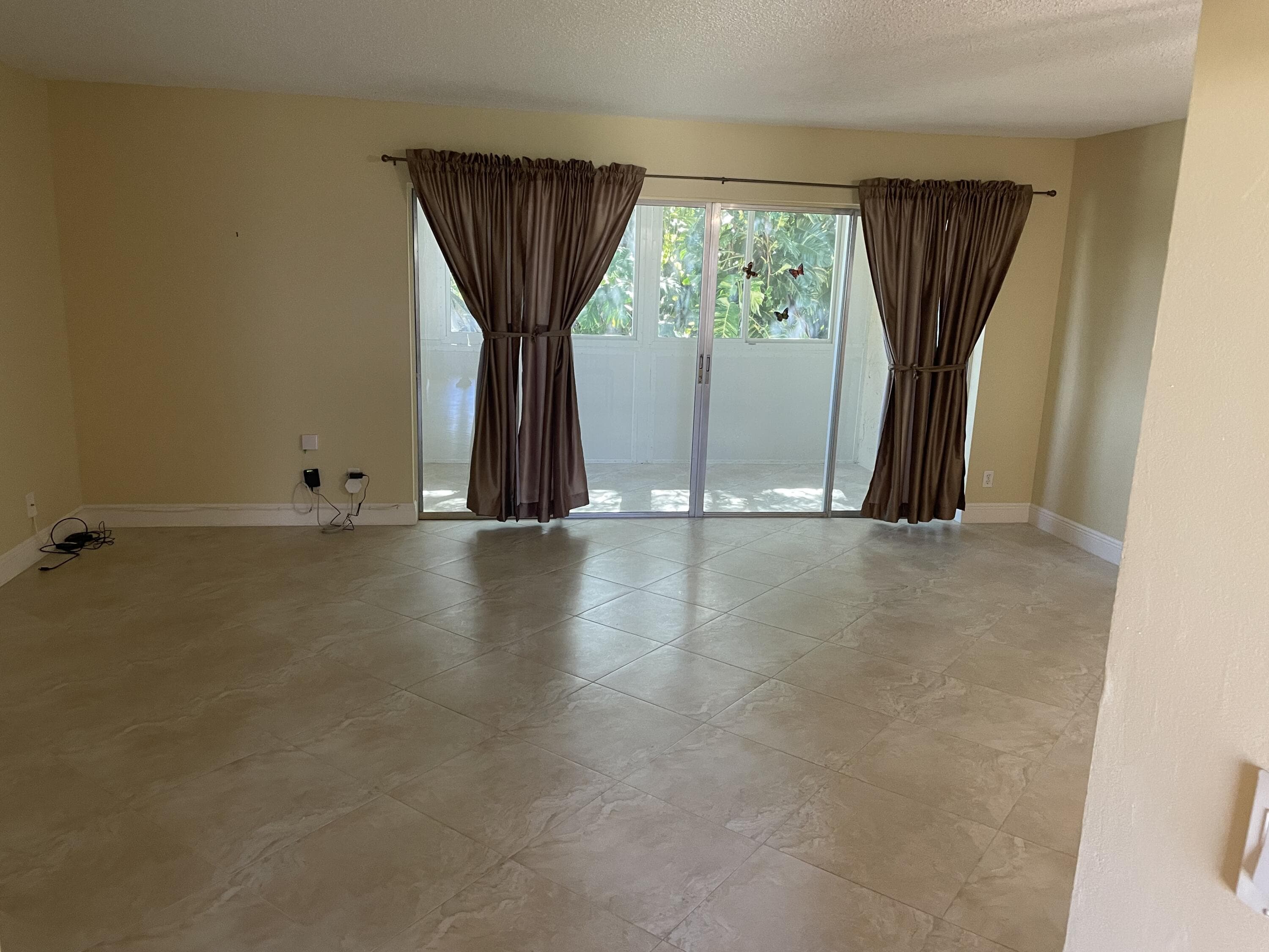 705 Lori Drive 315, Palm Springs, FL 33461 20