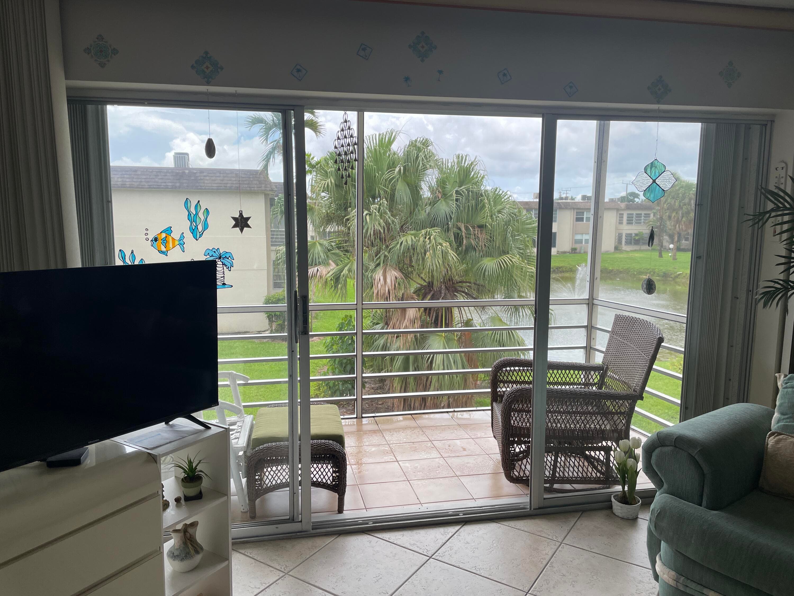 506 Davis Road 78, Palm Springs, FL 33461 2