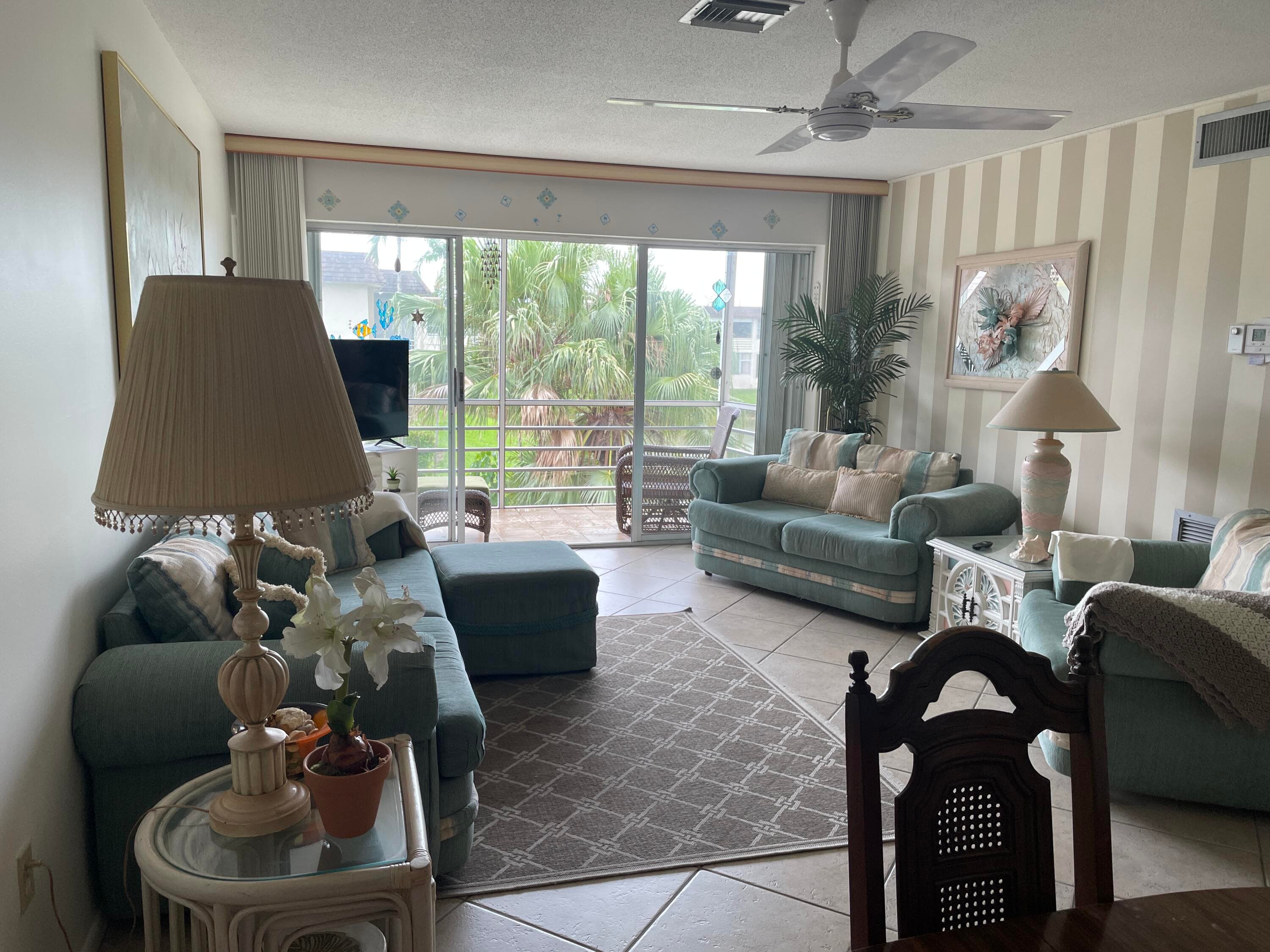 506 Davis Road 78, Palm Springs, FL 33461 3