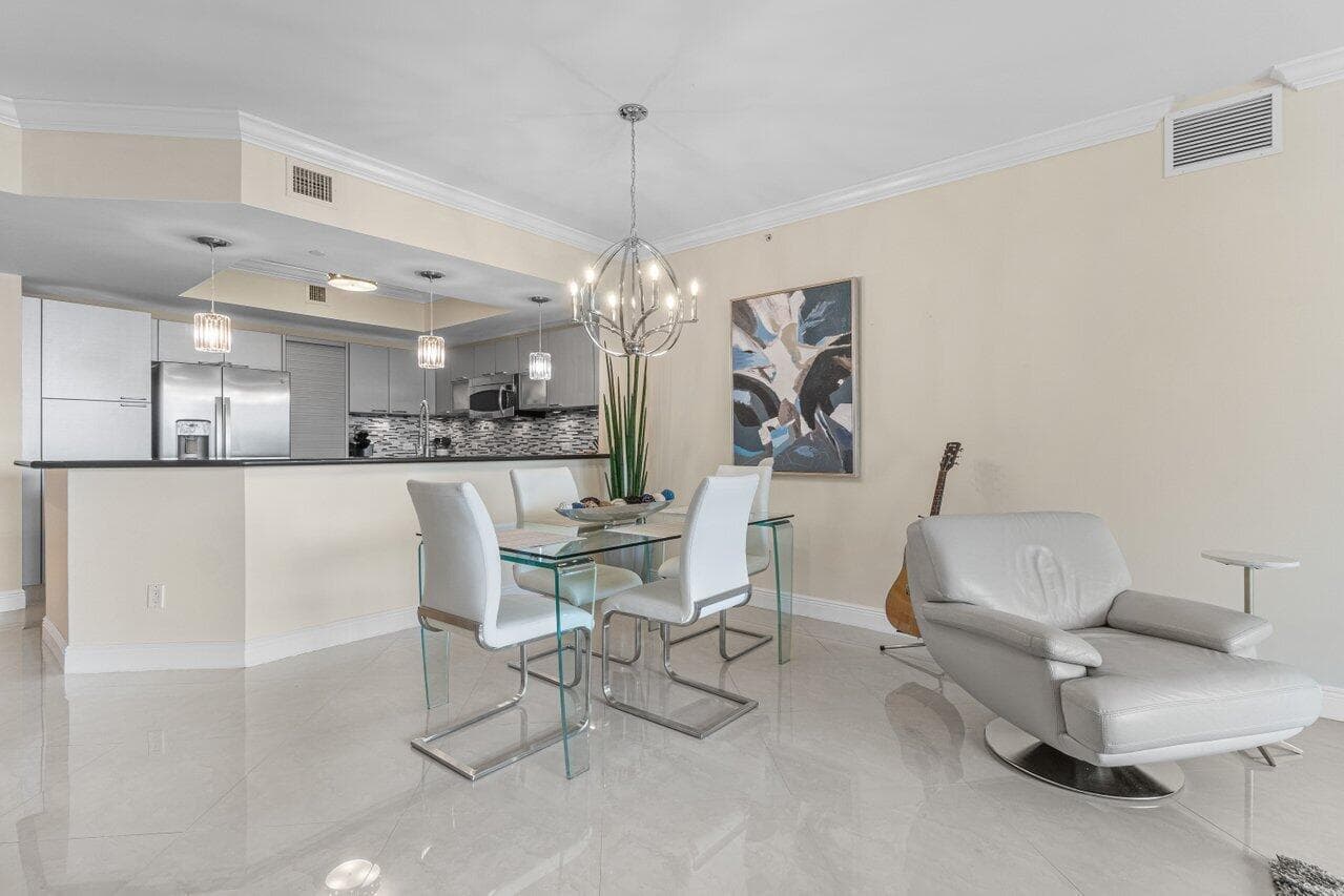2650 Lake Shore Drive 302, Riviera Beach, FL 33404 11