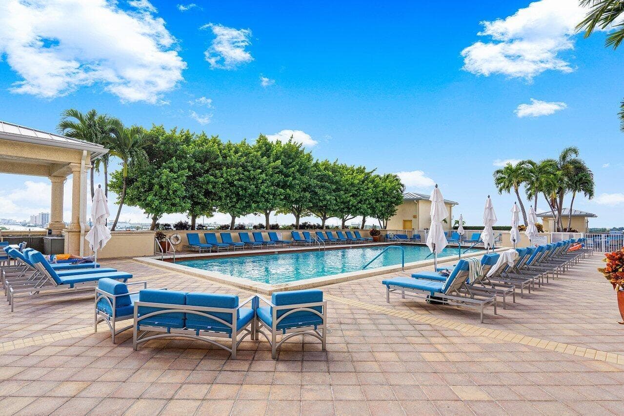 2650 Lake Shore Drive 302, Riviera Beach, FL 33404 35