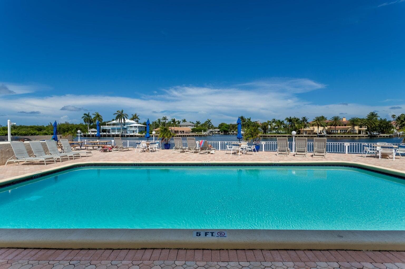 650 Snug Harbor Drive G407, Boynton Beach, FL 33435 2
