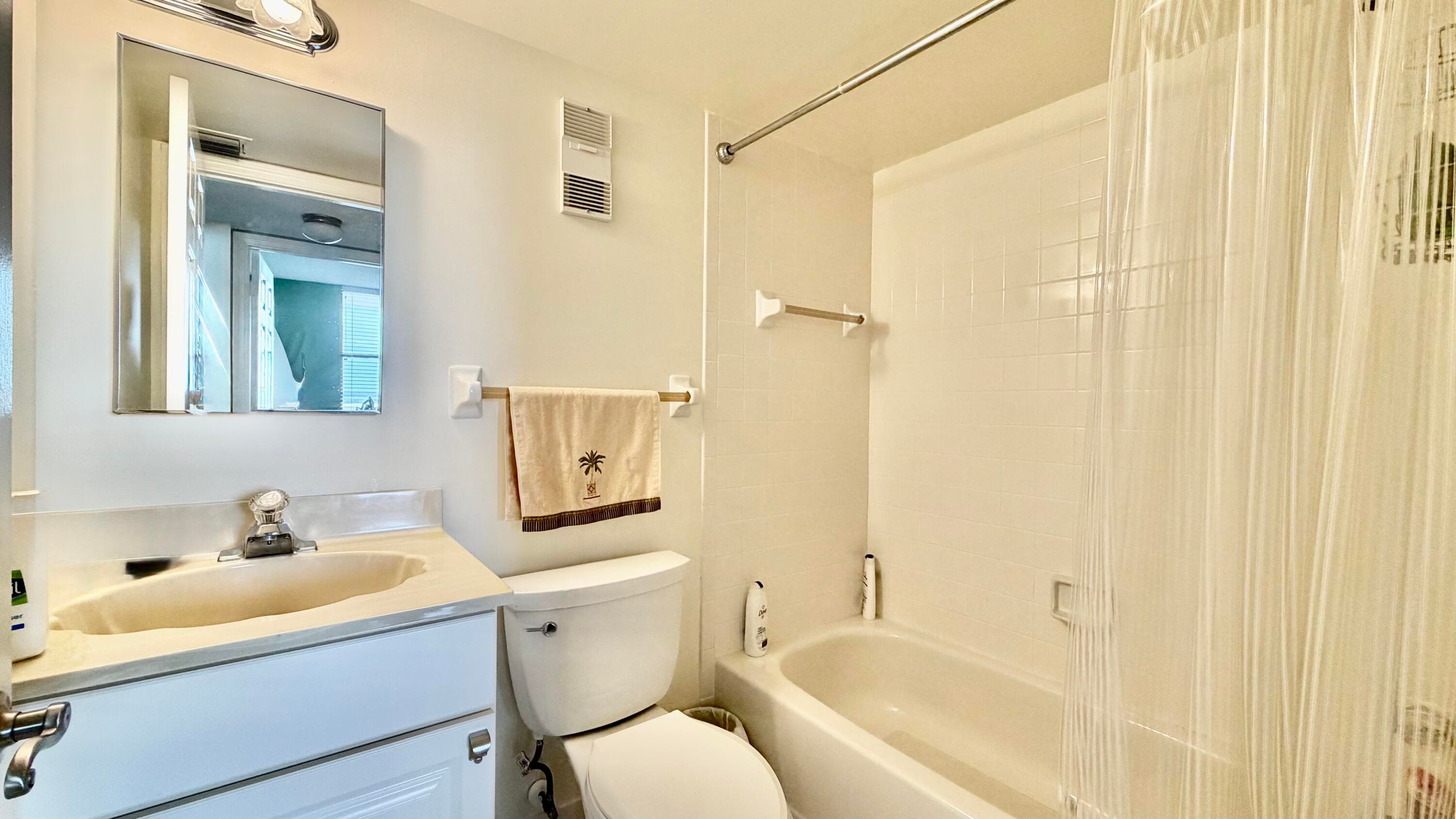 5055 N Highway A1a 903, Hutchinson Island, FL 34949 26