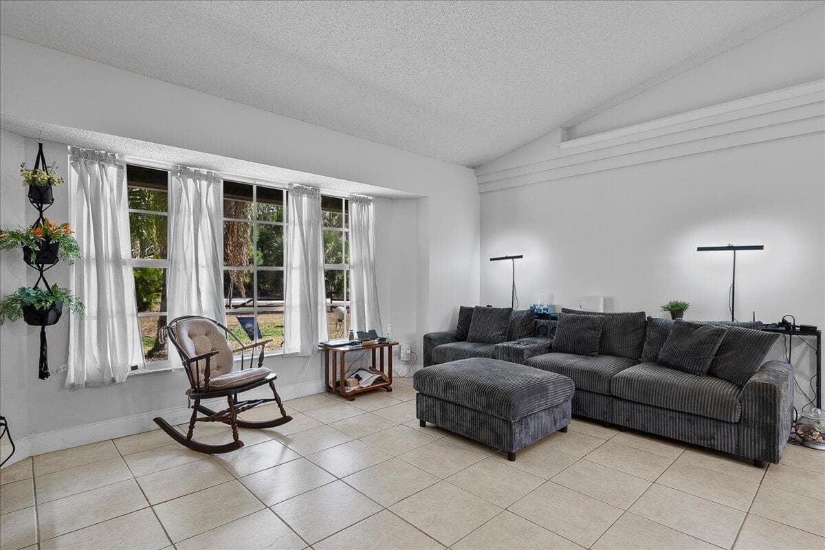 14537 77th Place N, Loxahatchee, FL 33470 16