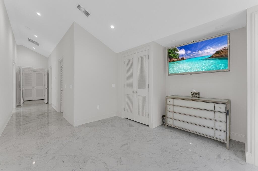 355 Oakview Drive, Delray Beach, FL 33445 36