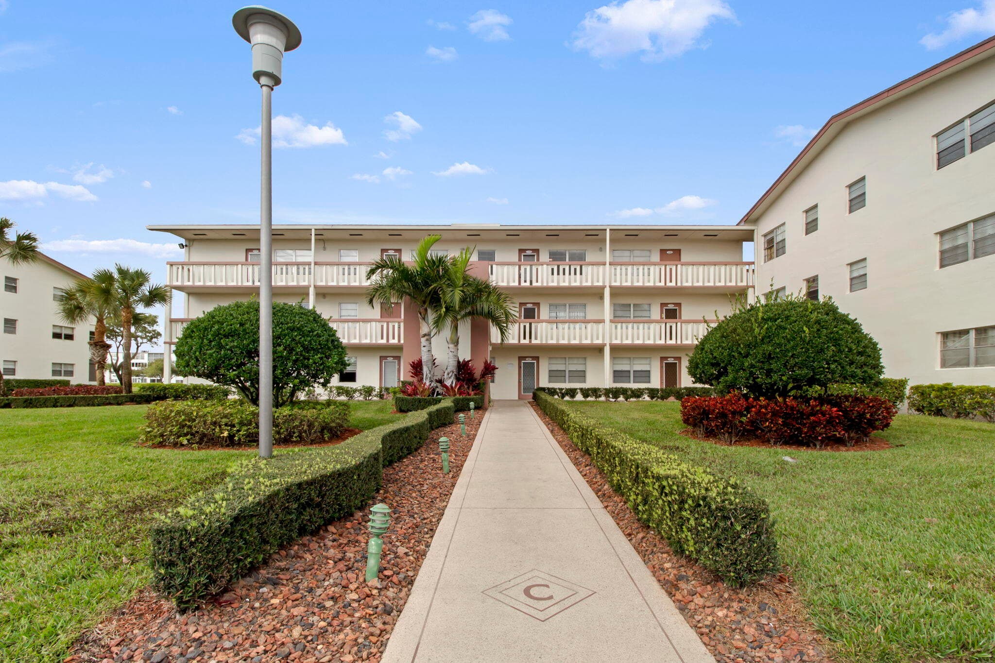 124 Preston C, Boca Raton, FL 33434 24
