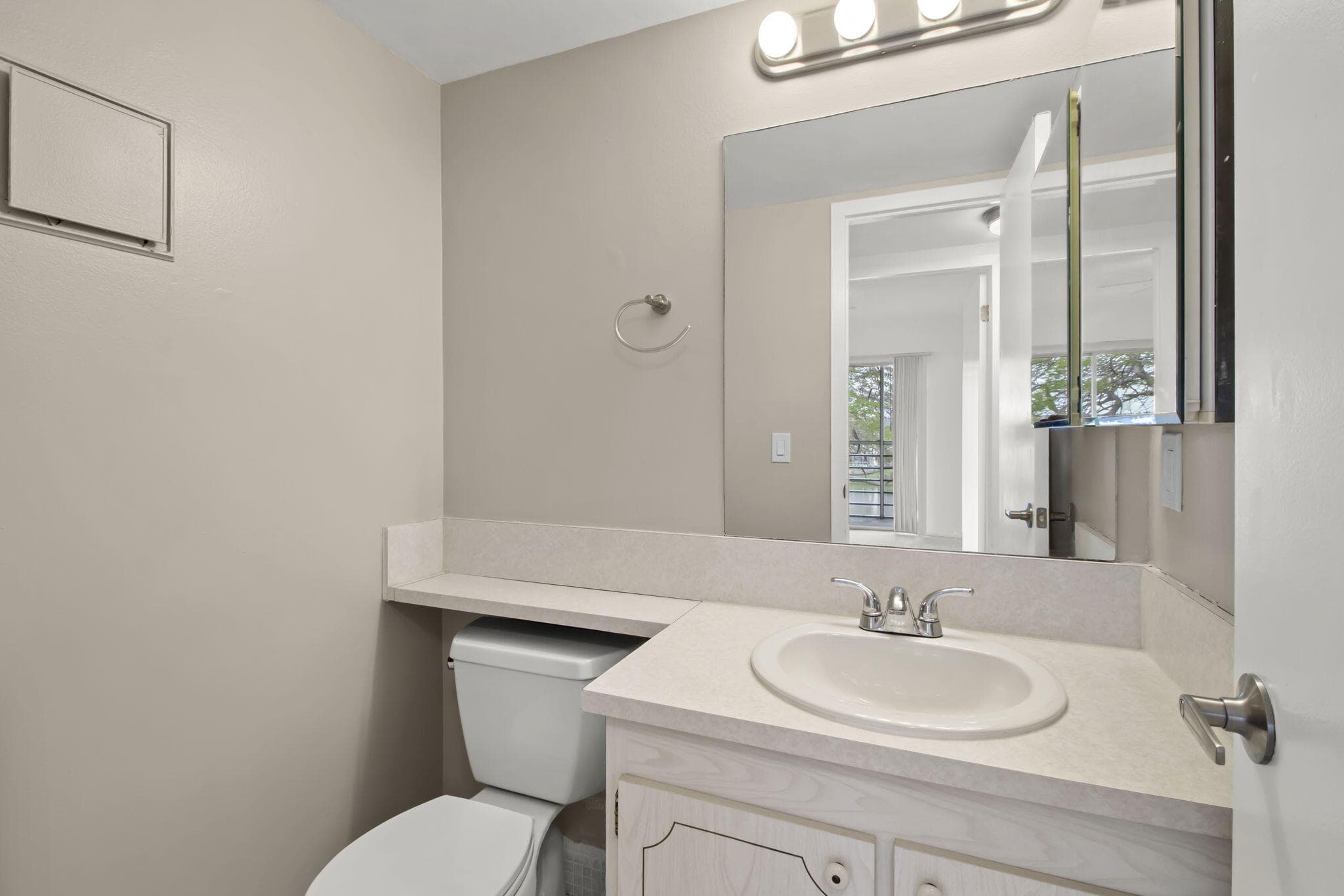 124 Preston C, Boca Raton, FL 33434 7