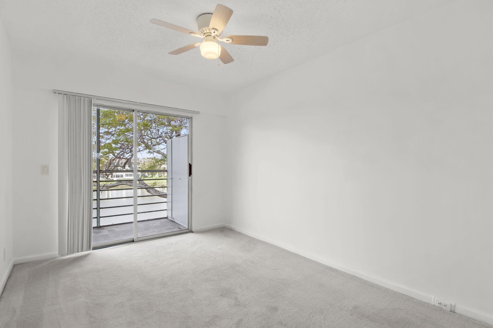 124 Preston C, Boca Raton, FL 33434 8