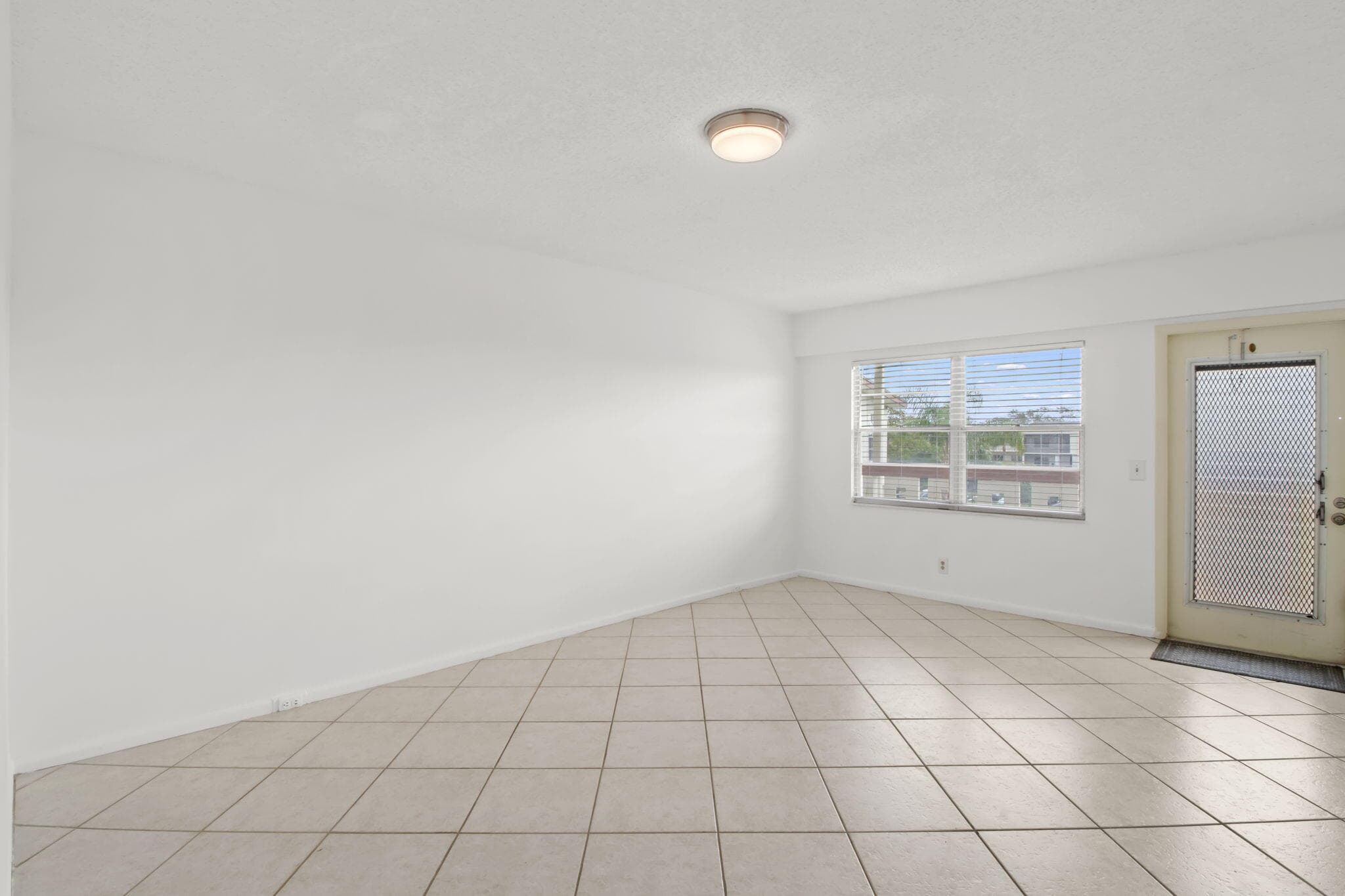 124 Preston C, Boca Raton, FL 33434 14