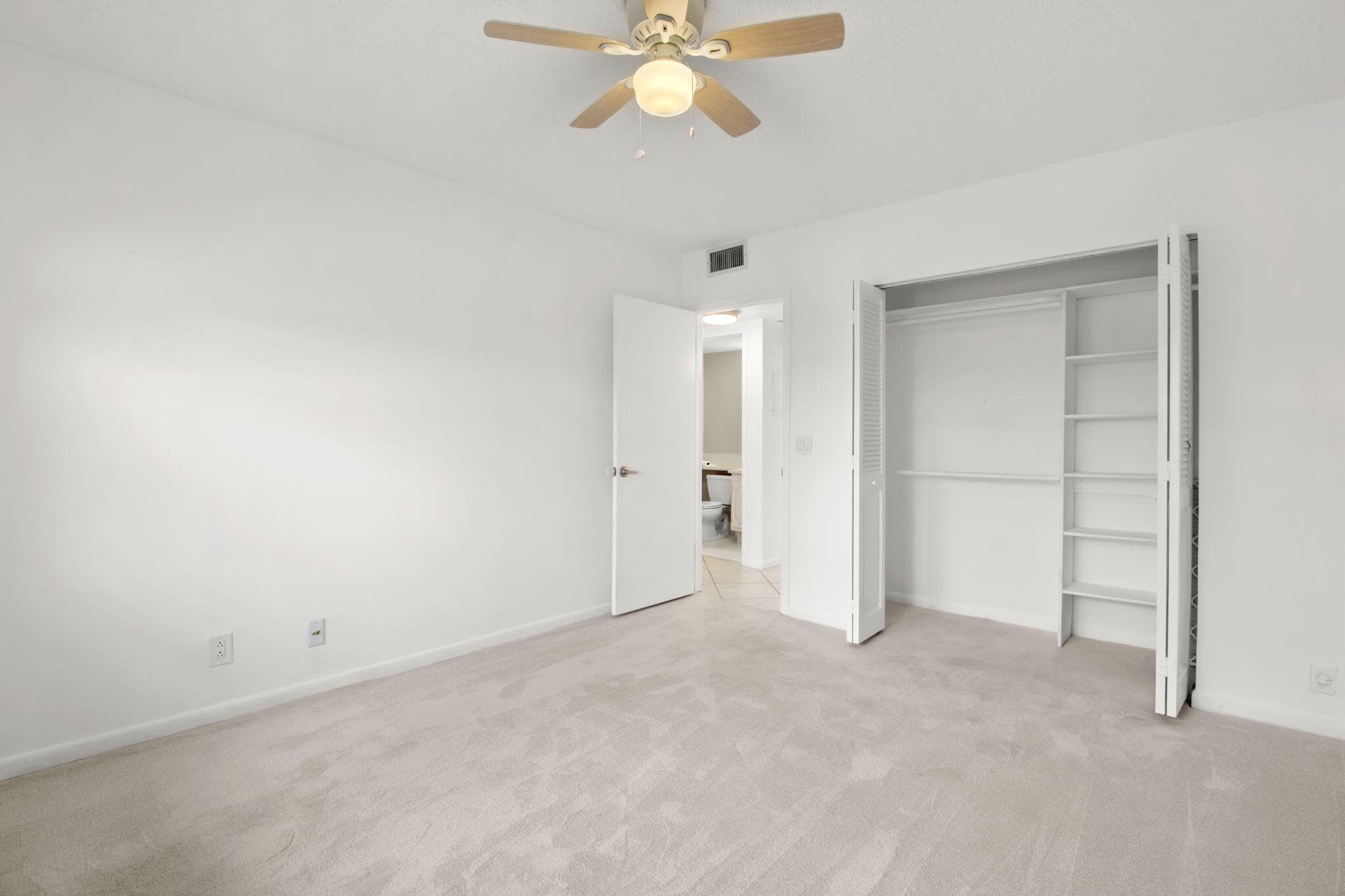 124 Preston C, Boca Raton, FL 33434 19