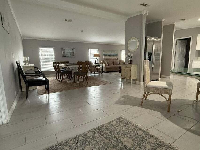 6085 Seashore Drive, Atlantis, FL 33462 5
