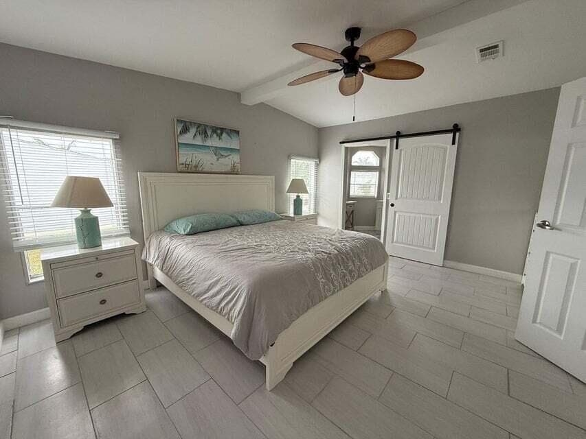 6085 Seashore Drive, Atlantis, FL 33462 14