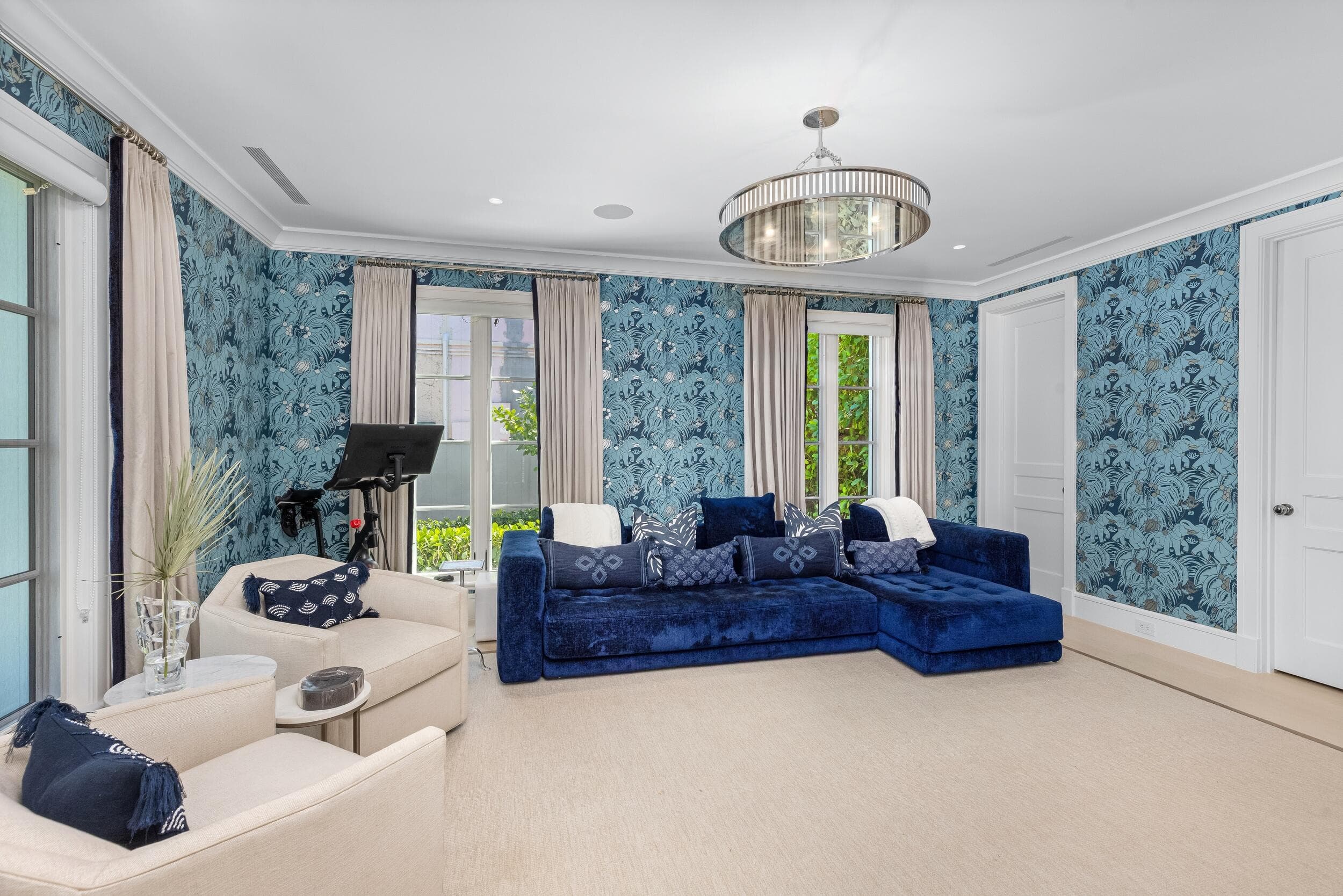 208 Sandpiper Drive, Palm Beach, FL 33480 34