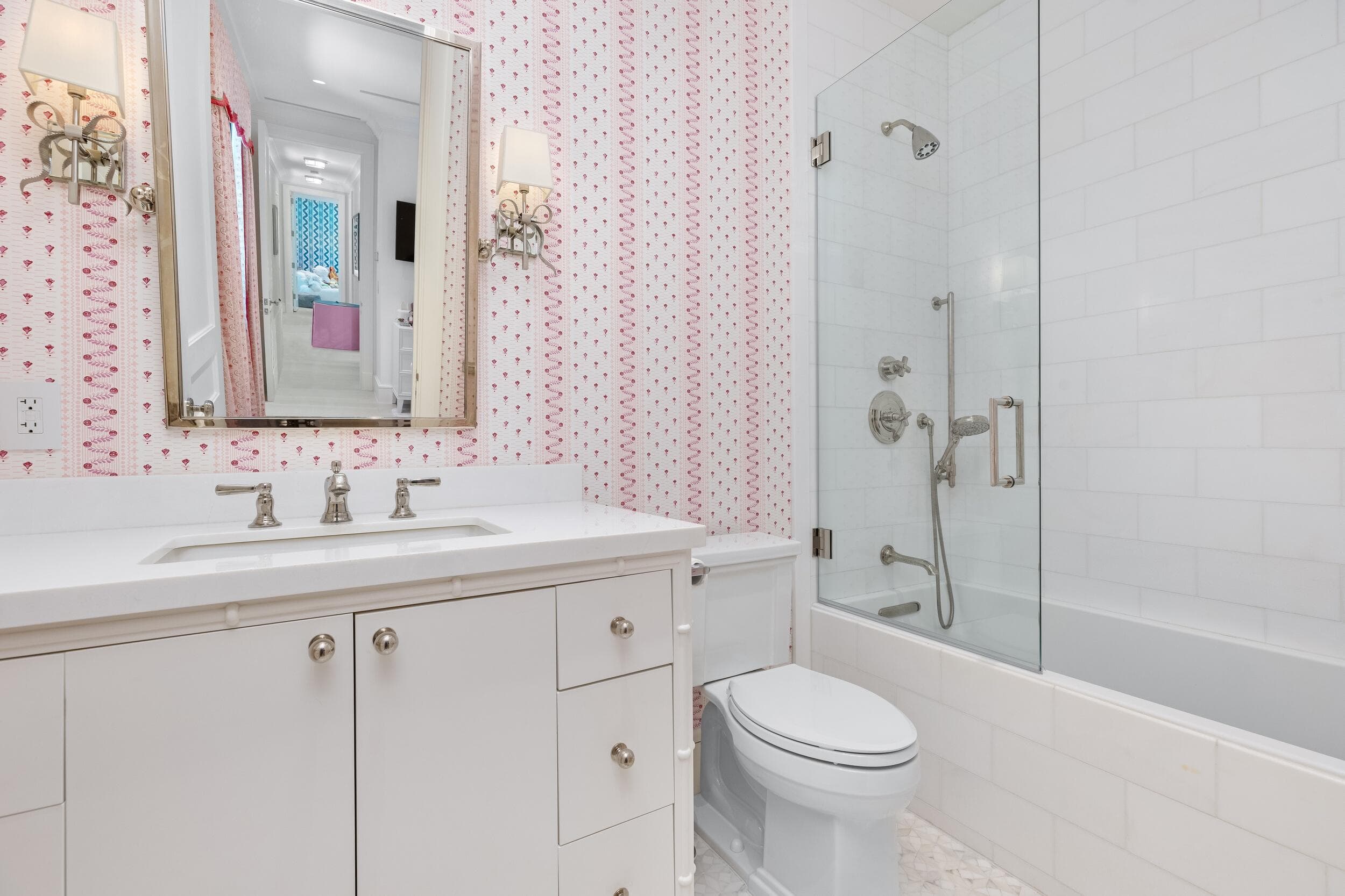 208 Sandpiper Drive, Palm Beach, FL 33480 43