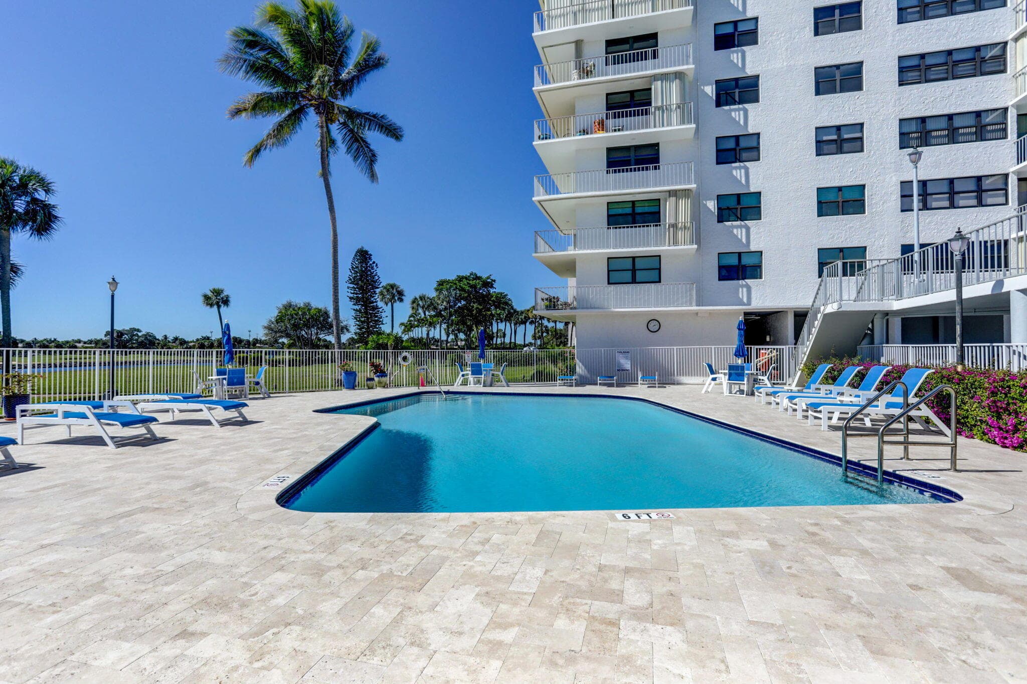 336 Golfview Road 207, North Palm Beach, FL 33408 47