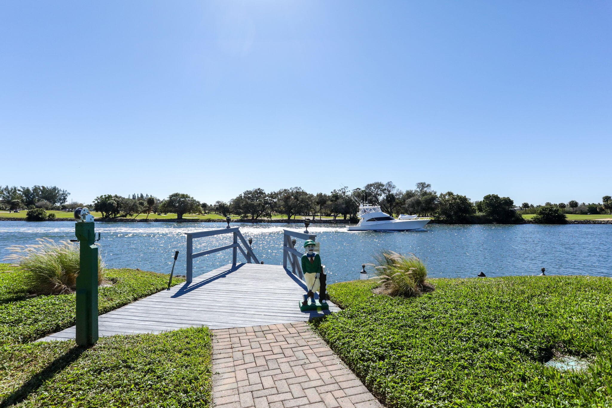 336 Golfview Road 207, North Palm Beach, FL 33408 21