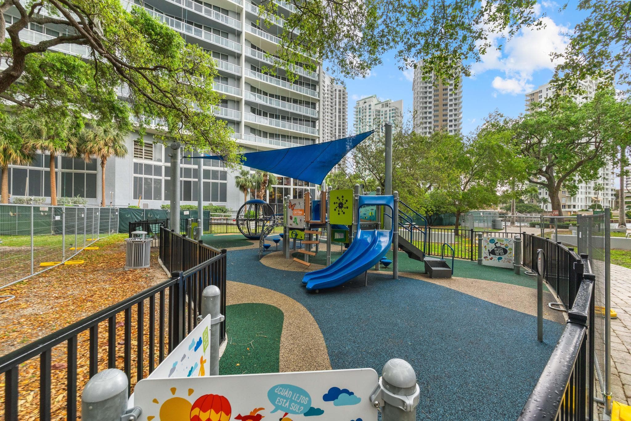 485 Brickell Avenue 2506, Miami, FL 33131 32