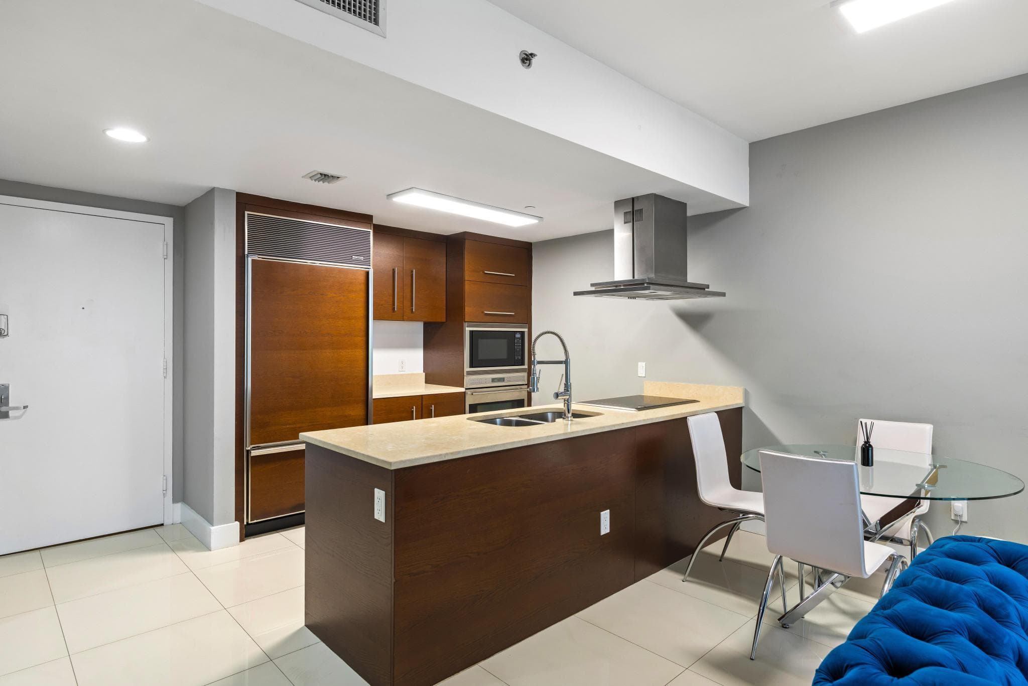 485 Brickell Avenue 2506, Miami, FL 33131 7
