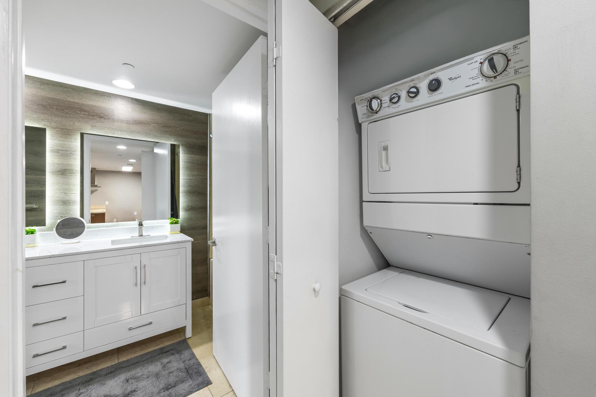 485 Brickell Avenue 2506, Miami, FL 33131 22